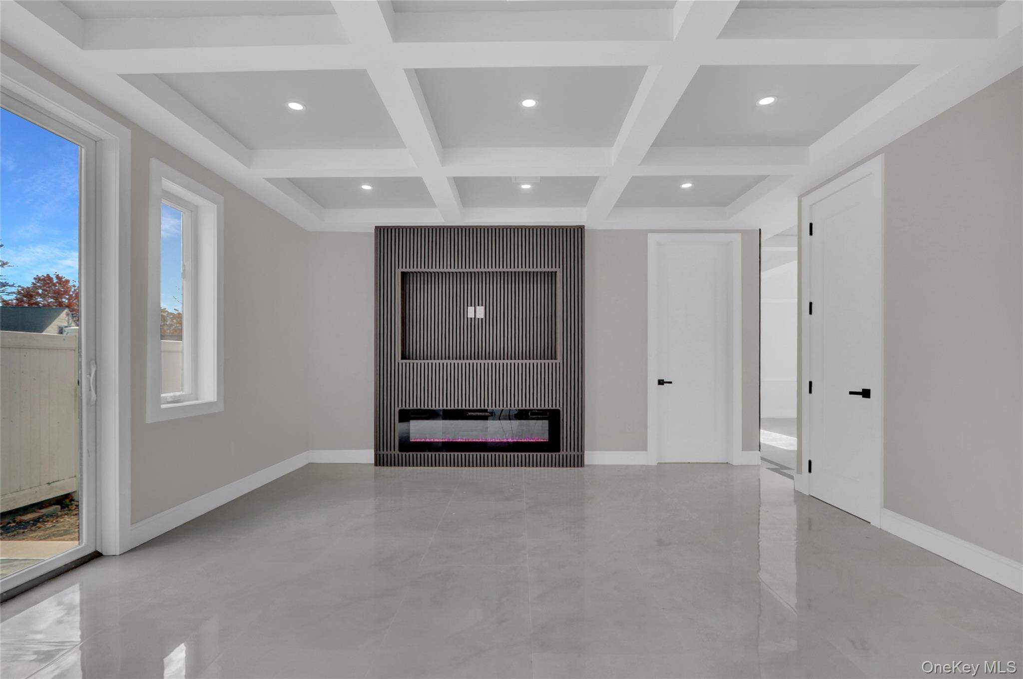 1 Gleaner Lane, Levittown, NY 11756