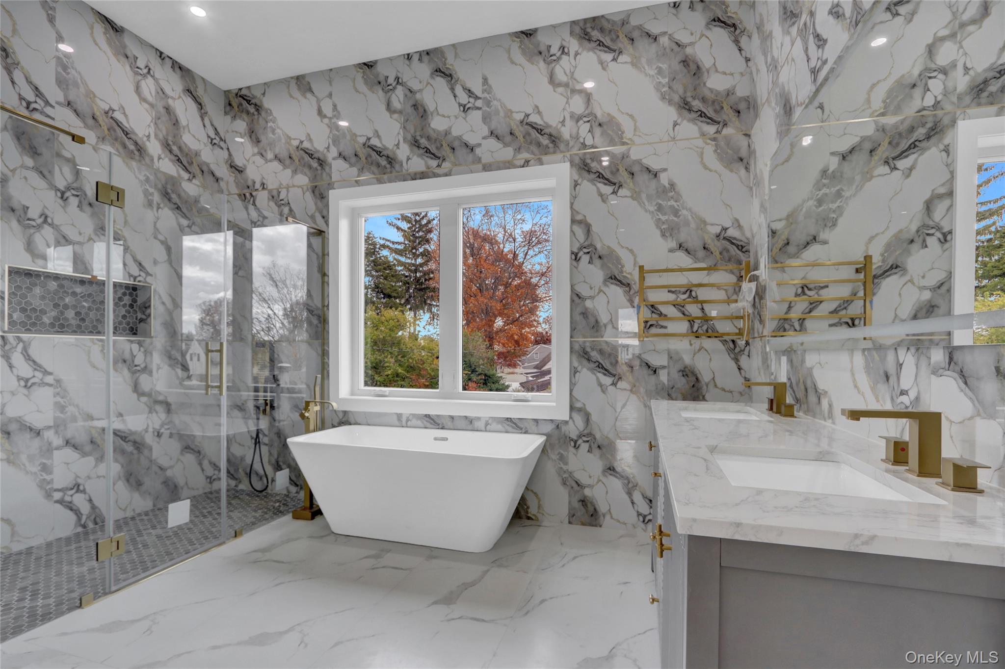 1 Gleaner Lane, Levittown, NY 11756