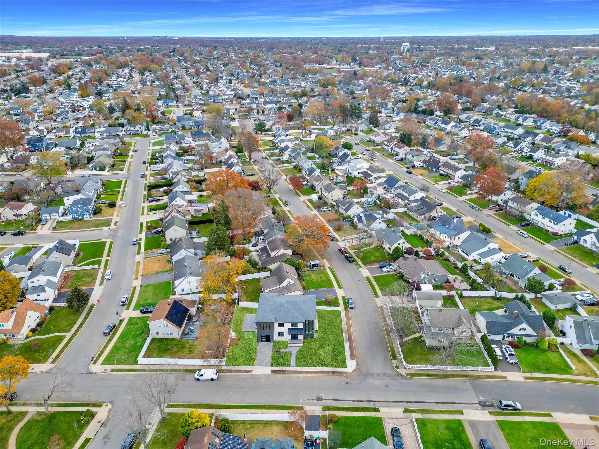 1 Gleaner Lane, Levittown, NY 11756