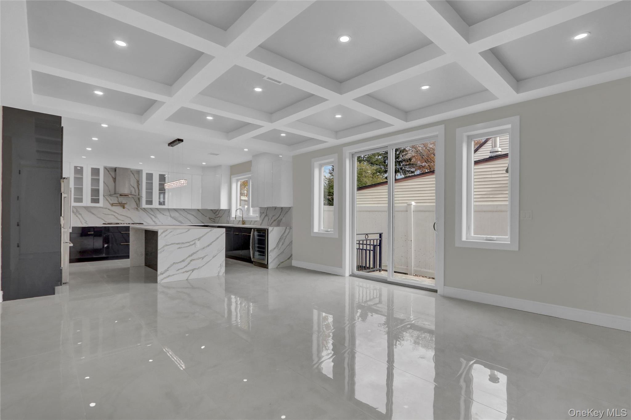 1 Gleaner Lane, Levittown, NY 11756