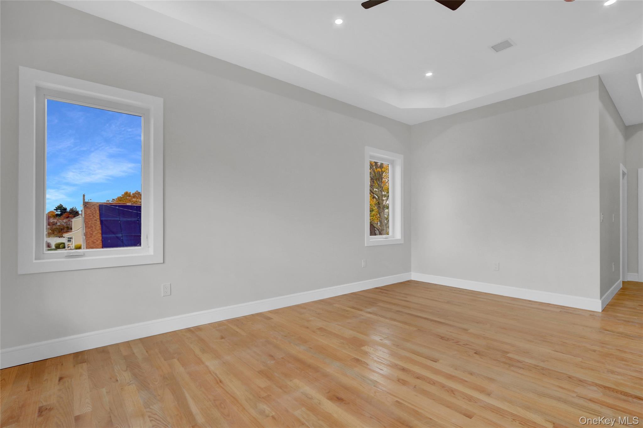 1 Gleaner Lane, Levittown, NY 11756