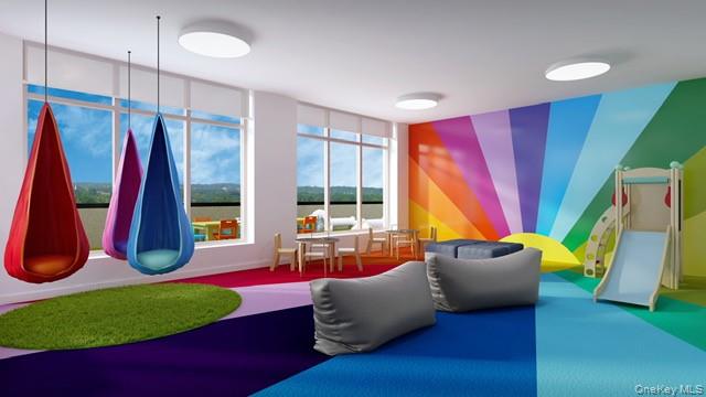 199 2nd St # E902, Mineola, NY 11501