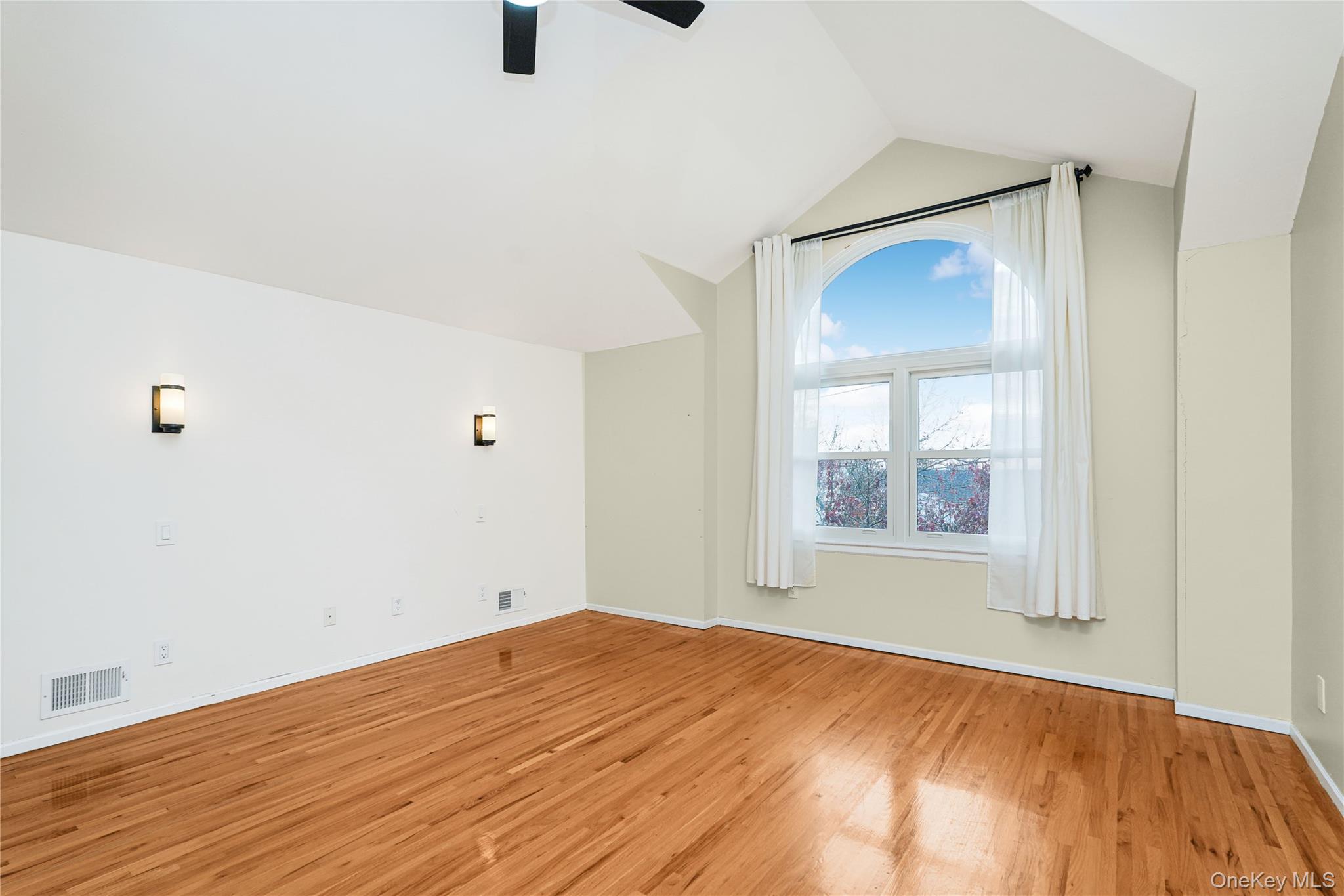 111 Elmbank Street, Staten Island, NY 10312