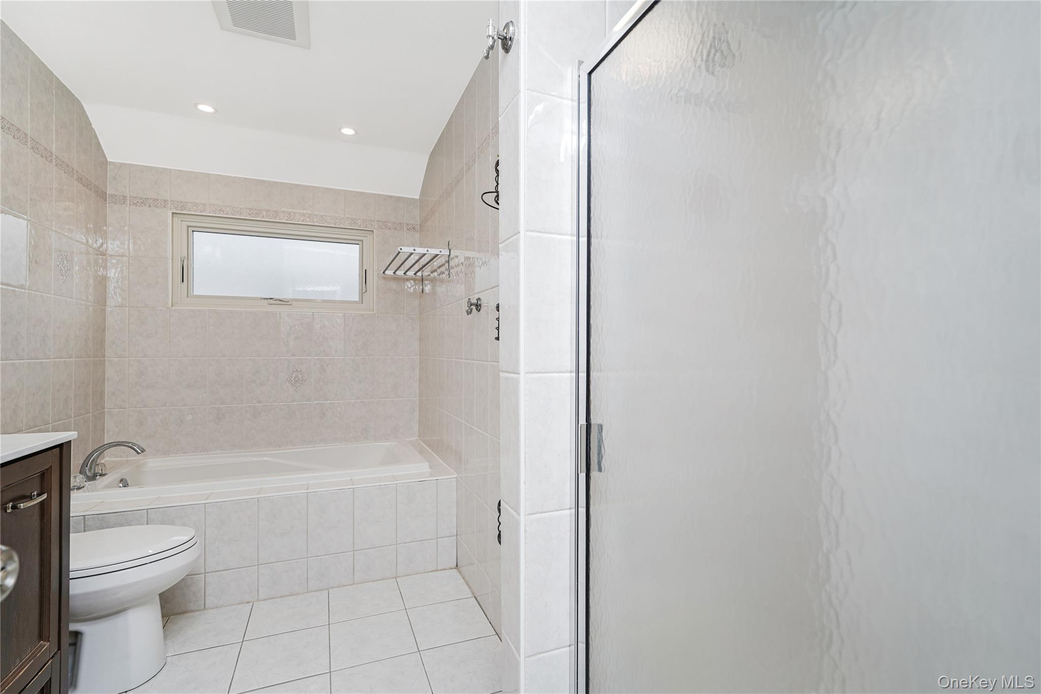 111 Elmbank Street, Staten Island, NY 10312