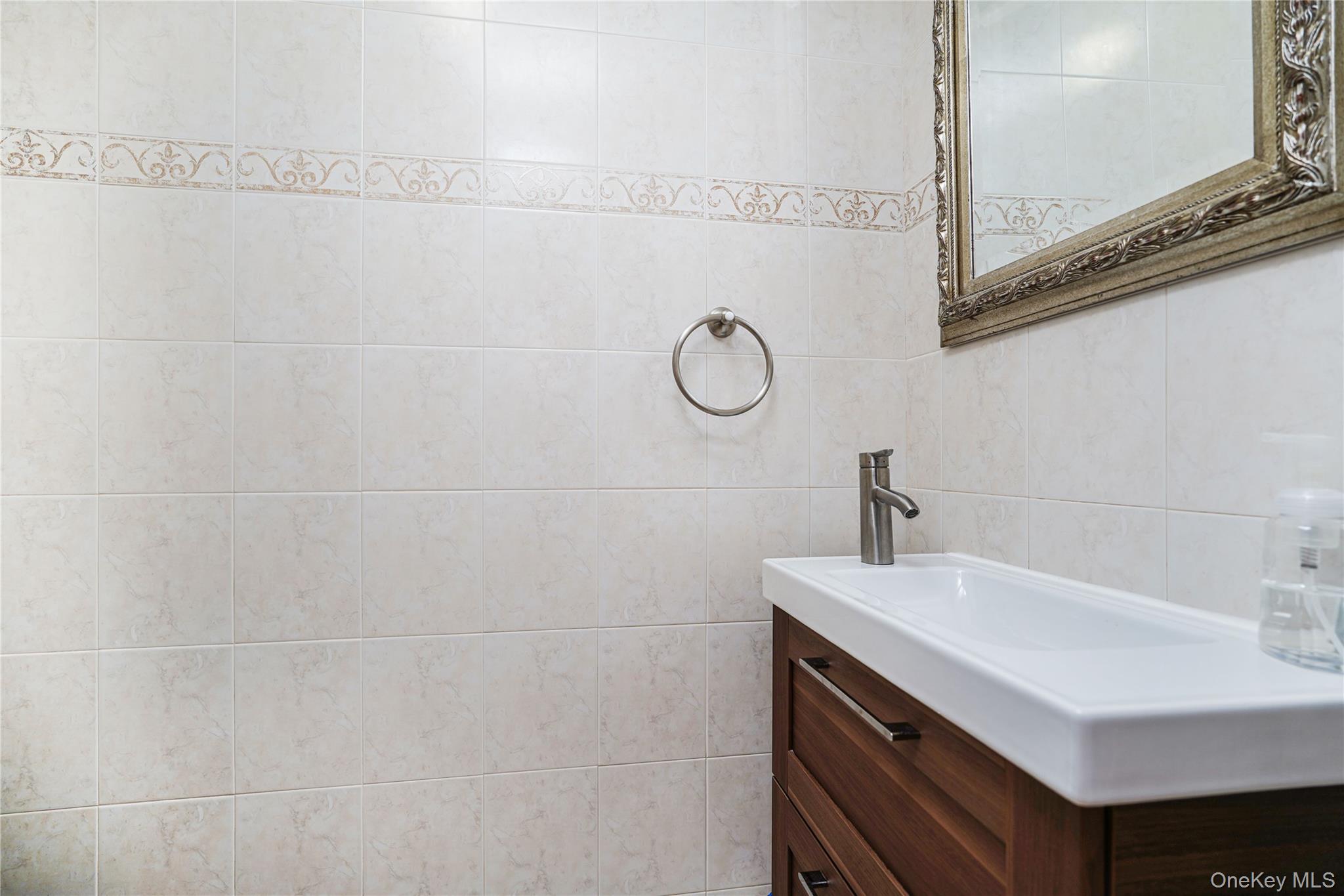 111 Elmbank Street, Staten Island, NY 10312