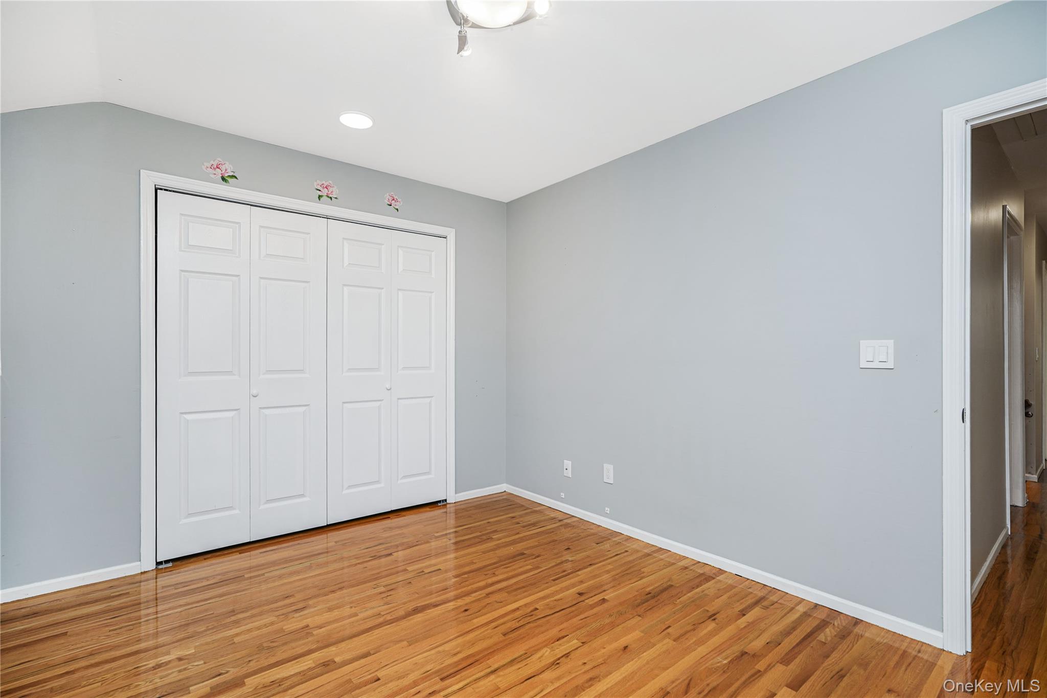 111 Elmbank Street, Staten Island, NY 10312