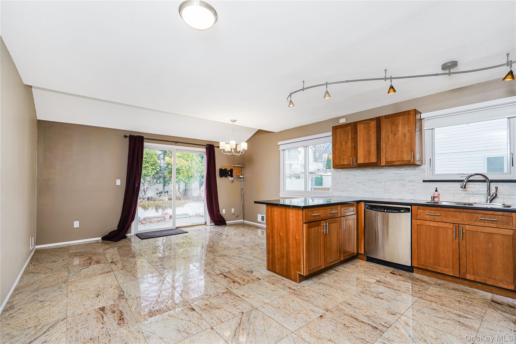 111 Elmbank Street, Staten Island, NY 10312