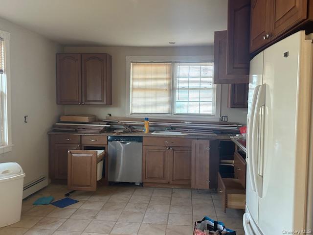 147 Pauls Path, Coram, NY 11727