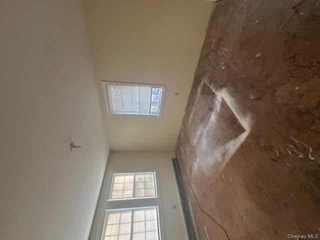 147 Pauls Path, Coram, NY 11727