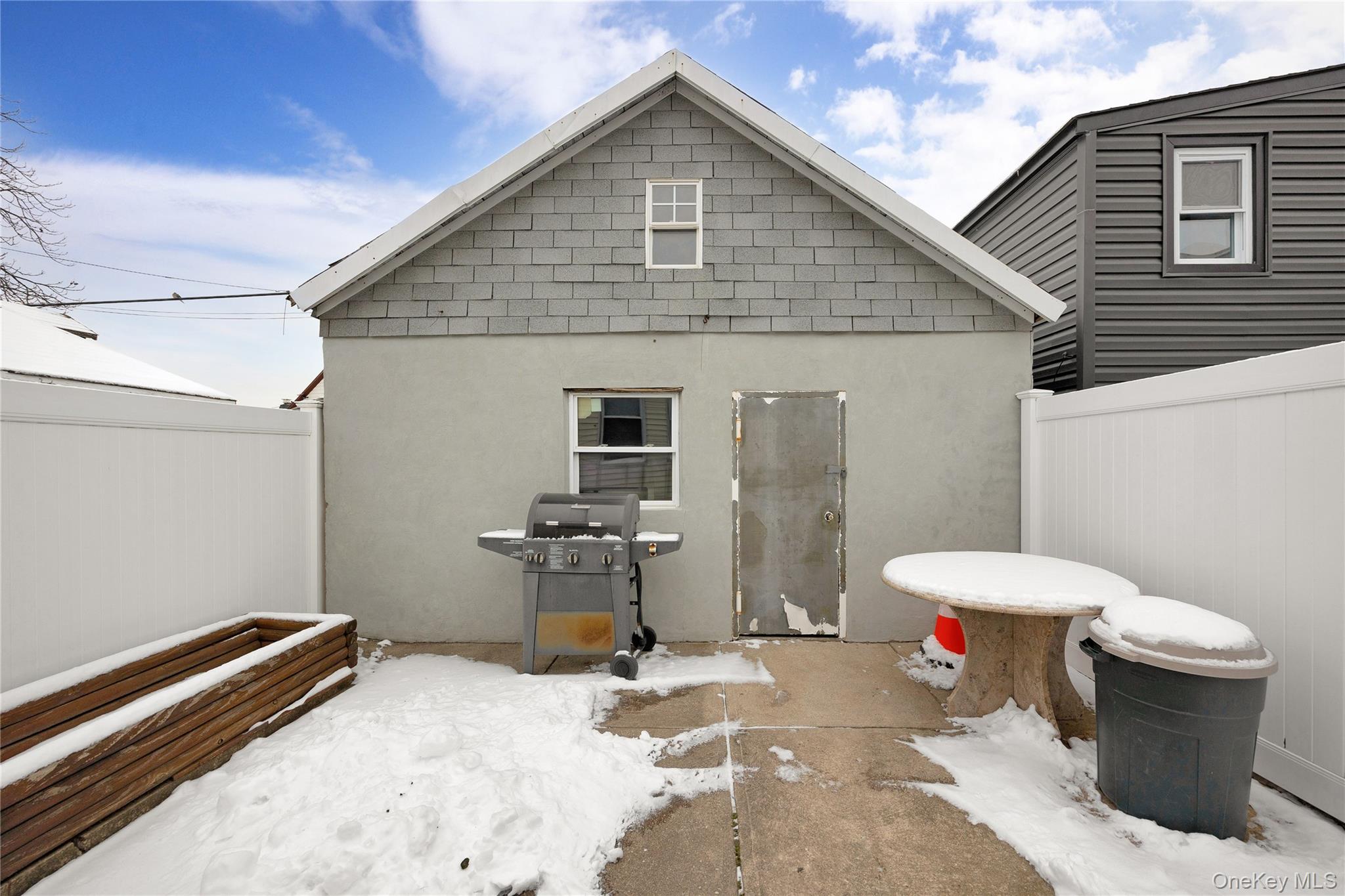 6451 59th Avenue, Maspeth, NY 11378