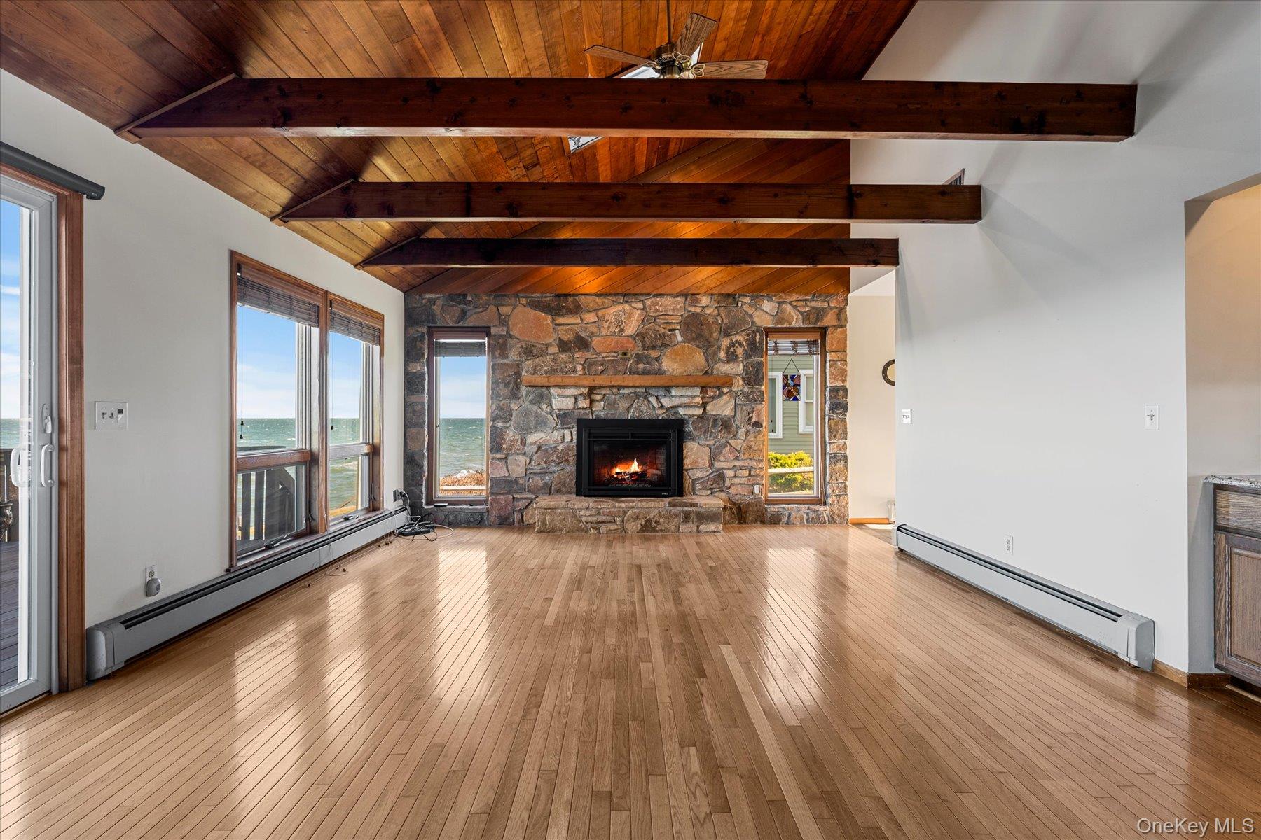 18 N Walk, Jamesport, NY 11947