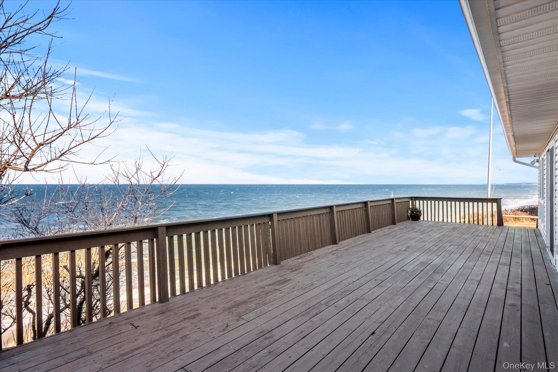 18 N Walk, Jamesport, NY 11947