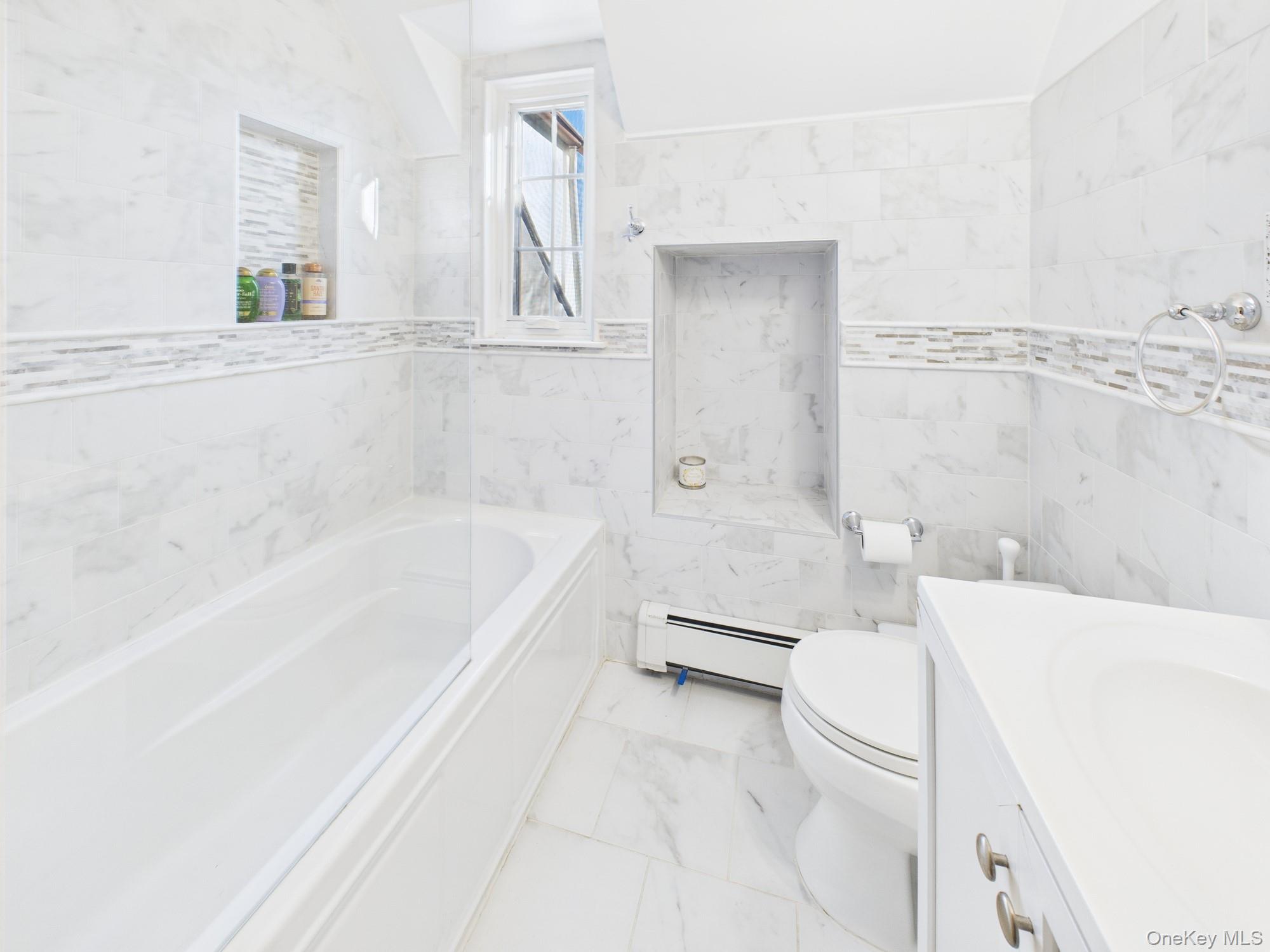 7 Avondale Road, Yonkers, NY 10710