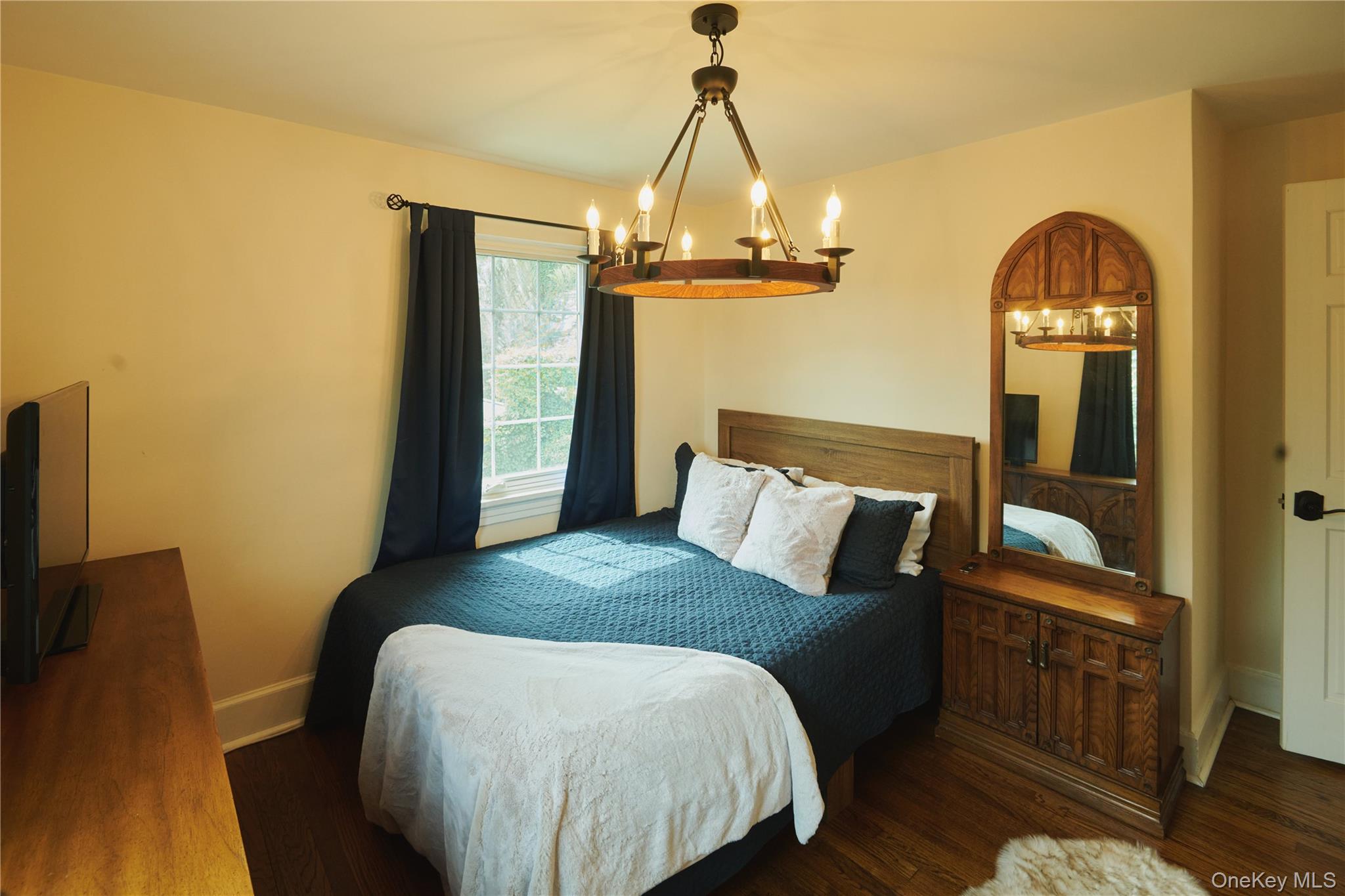 7 Avondale Road, Yonkers, NY 10710