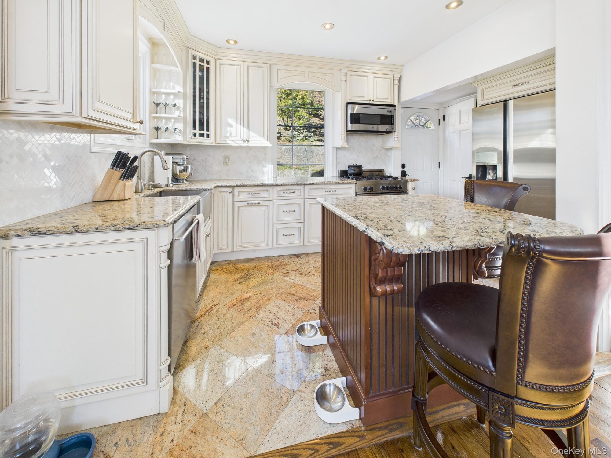 7 Avondale Road, Yonkers, NY 10710