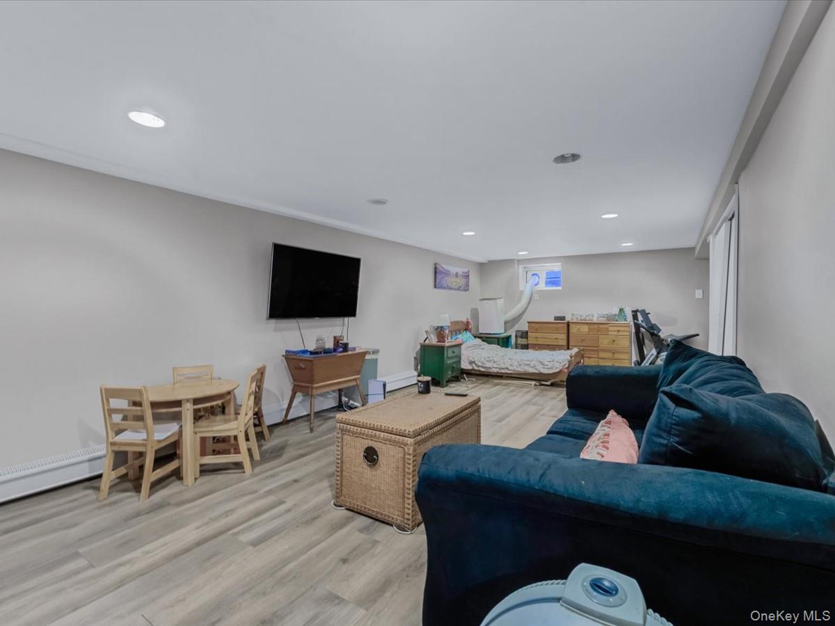 68 Kenwood Avenue, Massapequa, NY 11758