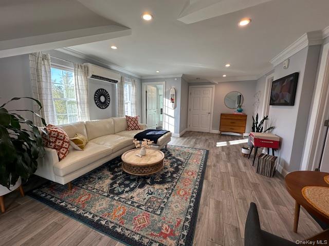 55 Green Street # C, Huntington, NY 11743