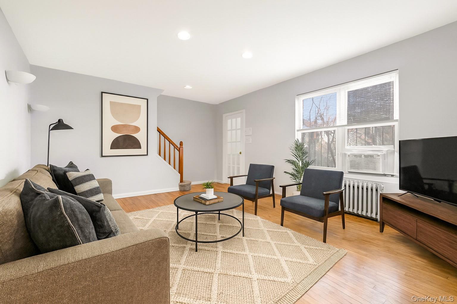 20-11 35th Street, Astoria, NY 11105