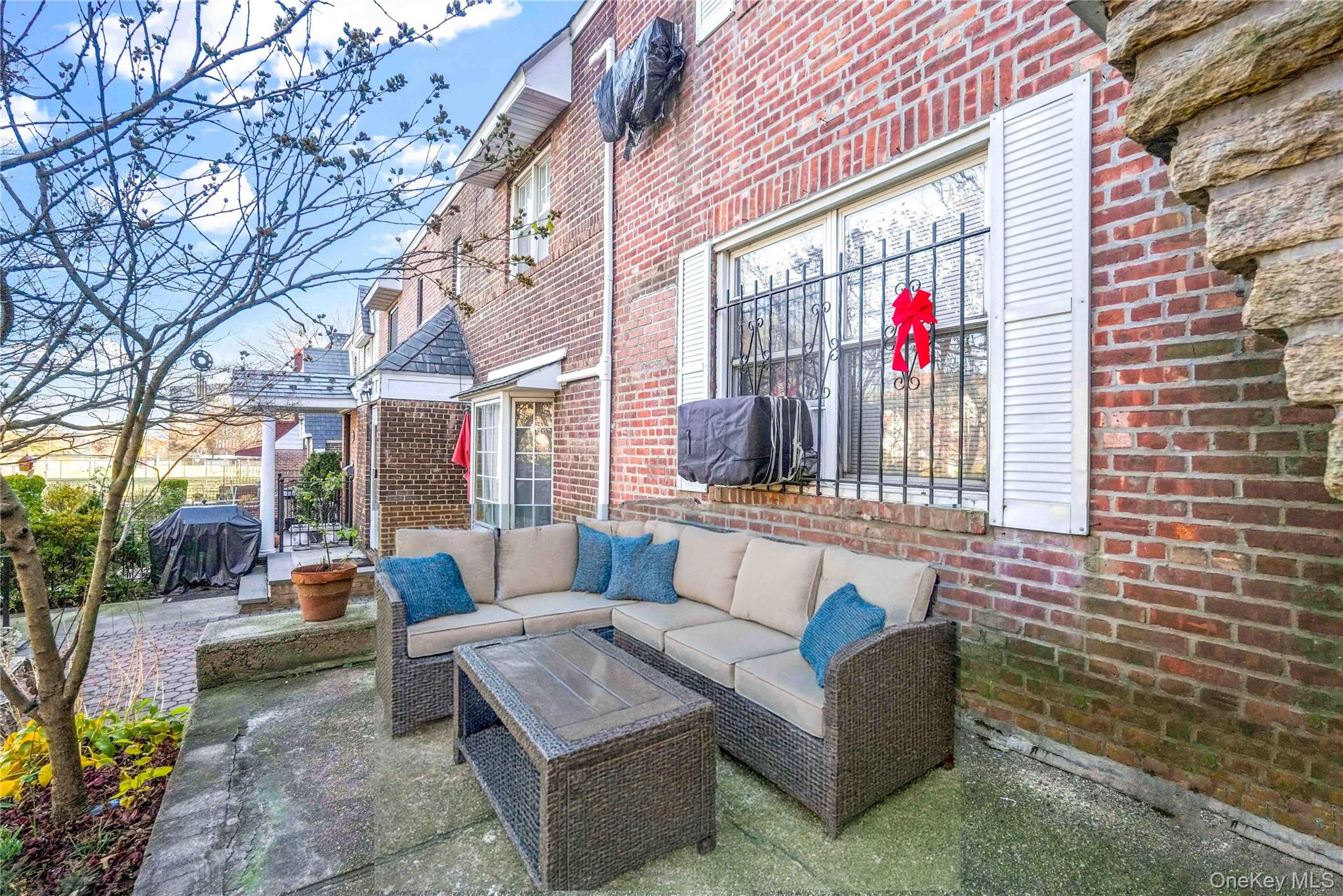 20-11 35th Street, Astoria, NY 11105