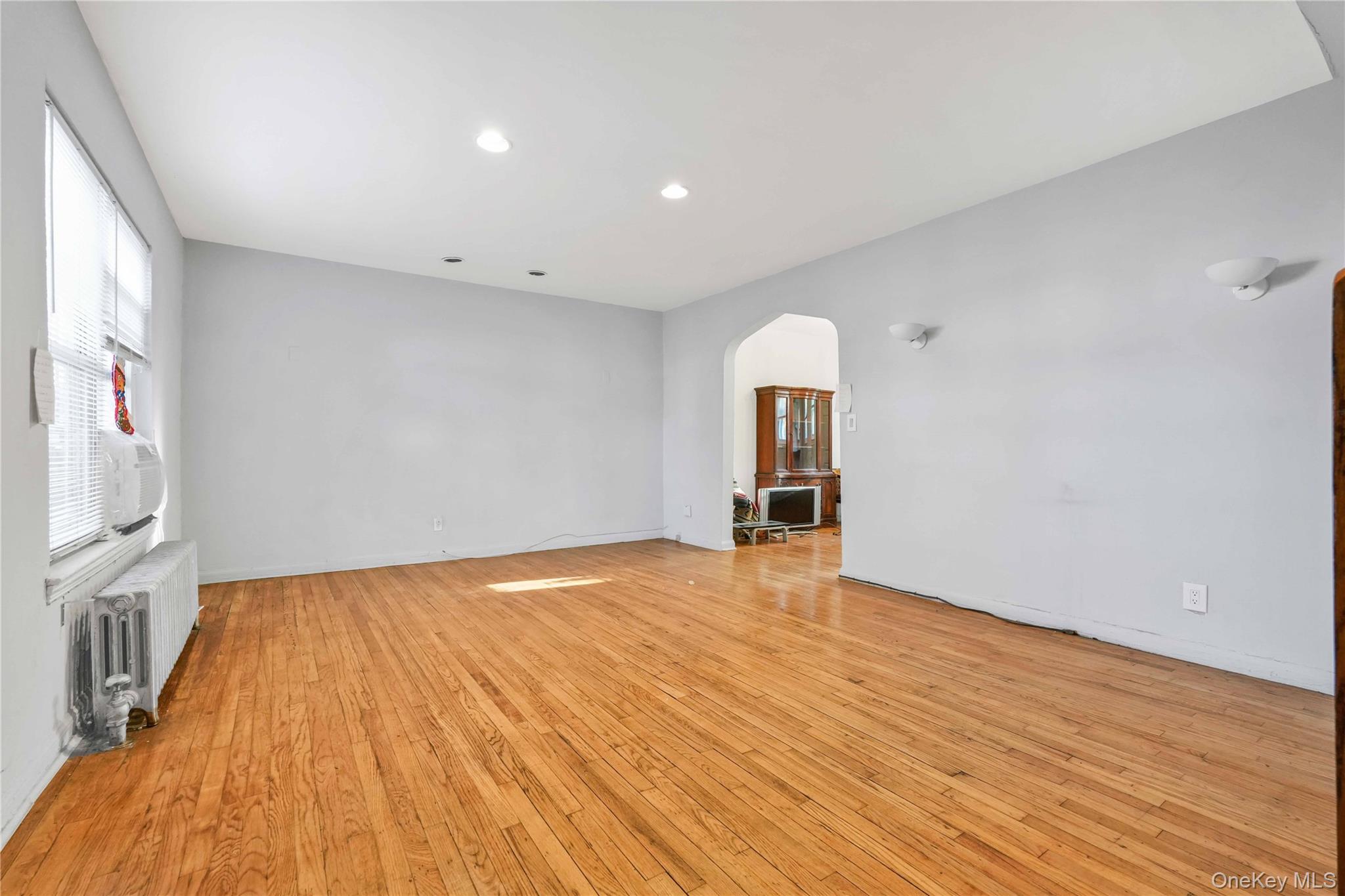 20-11 35th Street, Astoria, NY 11105