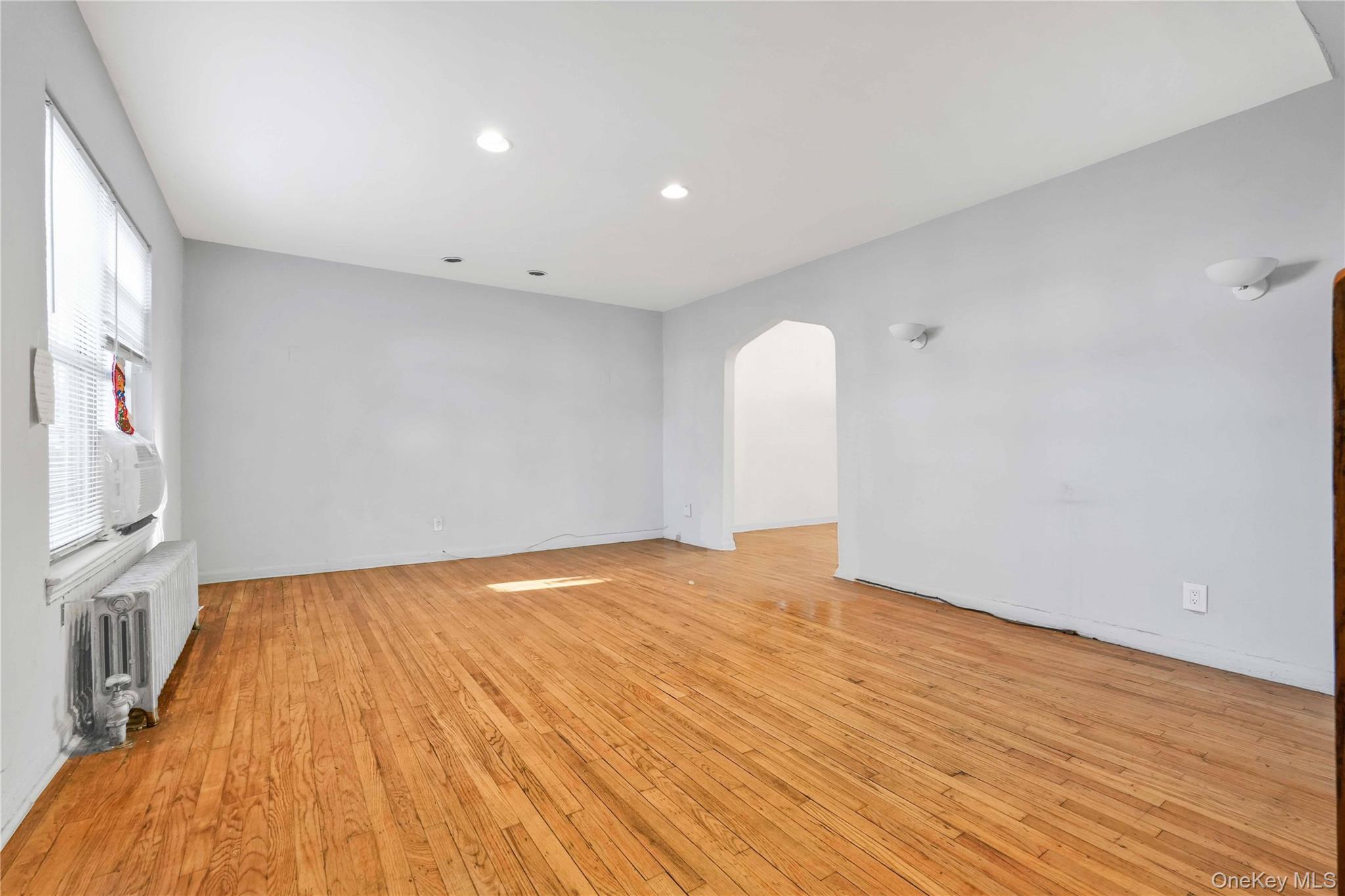 20-11 35th Street, Astoria, NY 11105