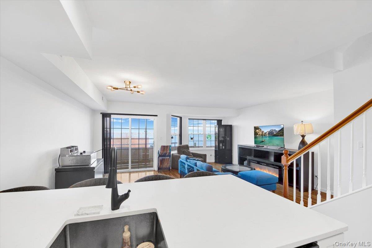 1 Patricia Lane # 403, Bronx, NY 10465