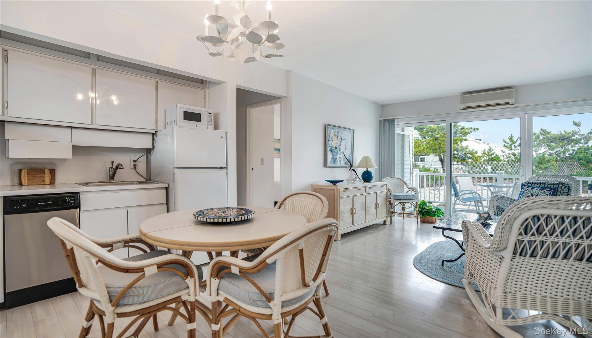 281 Dune Road # 2A, Westhampton Beach, NY 11978