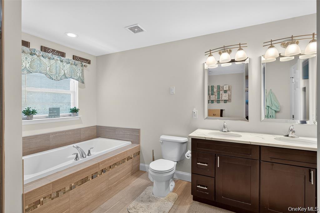 2 Harcourt Cosman Drive, Newburgh, NY 12550