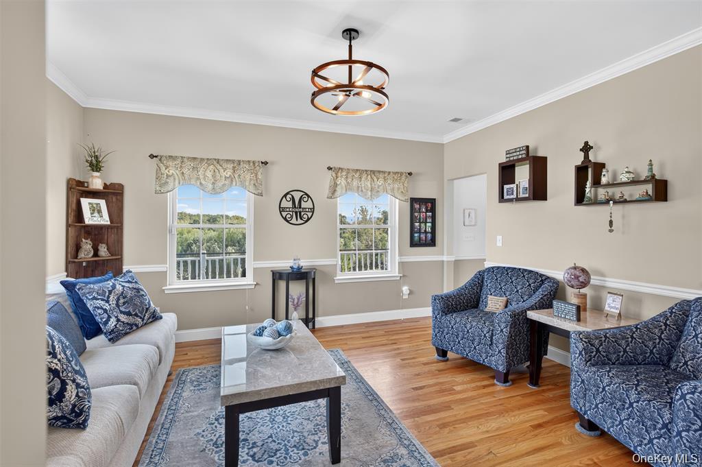 2 Harcourt Cosman Drive, Newburgh, NY 12550