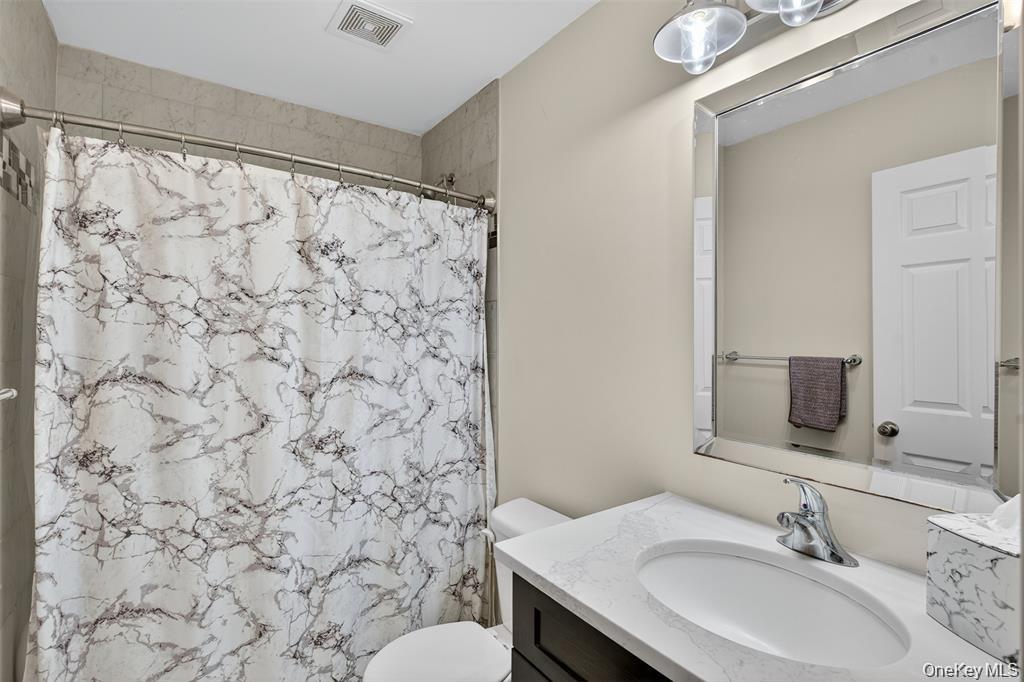 2 Harcourt Cosman Drive, Newburgh, NY 12550