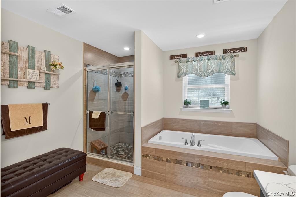 2 Harcourt Cosman Drive, Newburgh, NY 12550