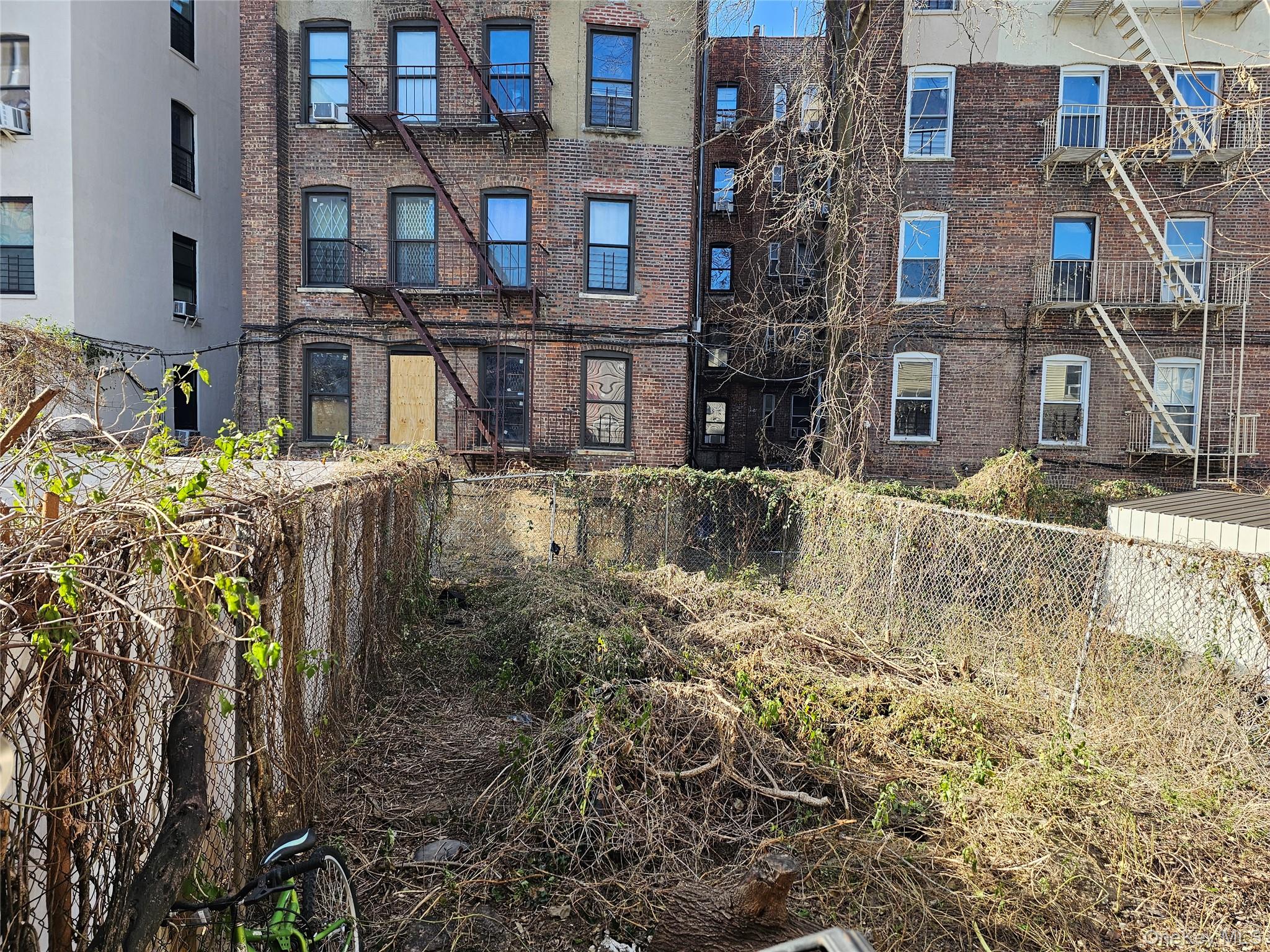 1333 Chisholm Street, Bronx, NY 10459