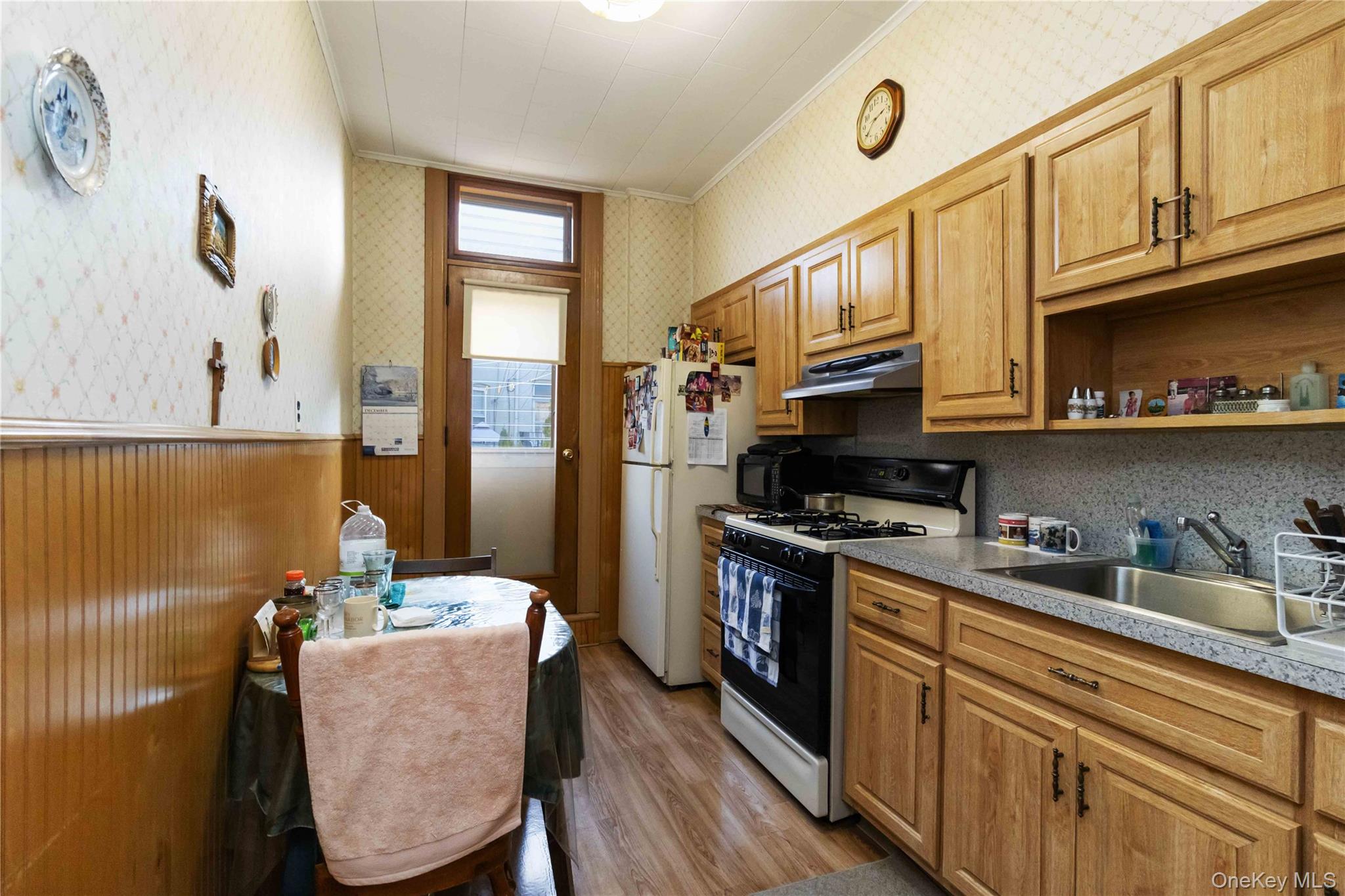 6138 Linden Street, Ridgewood, NY 11385