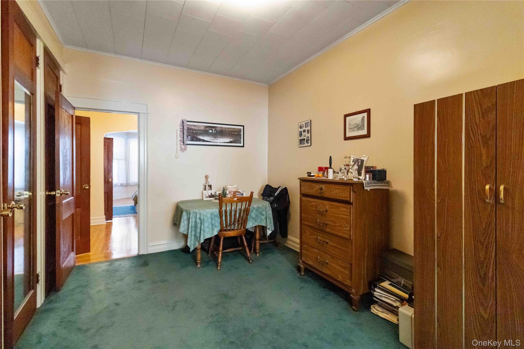 6138 Linden Street, Ridgewood, NY 11385