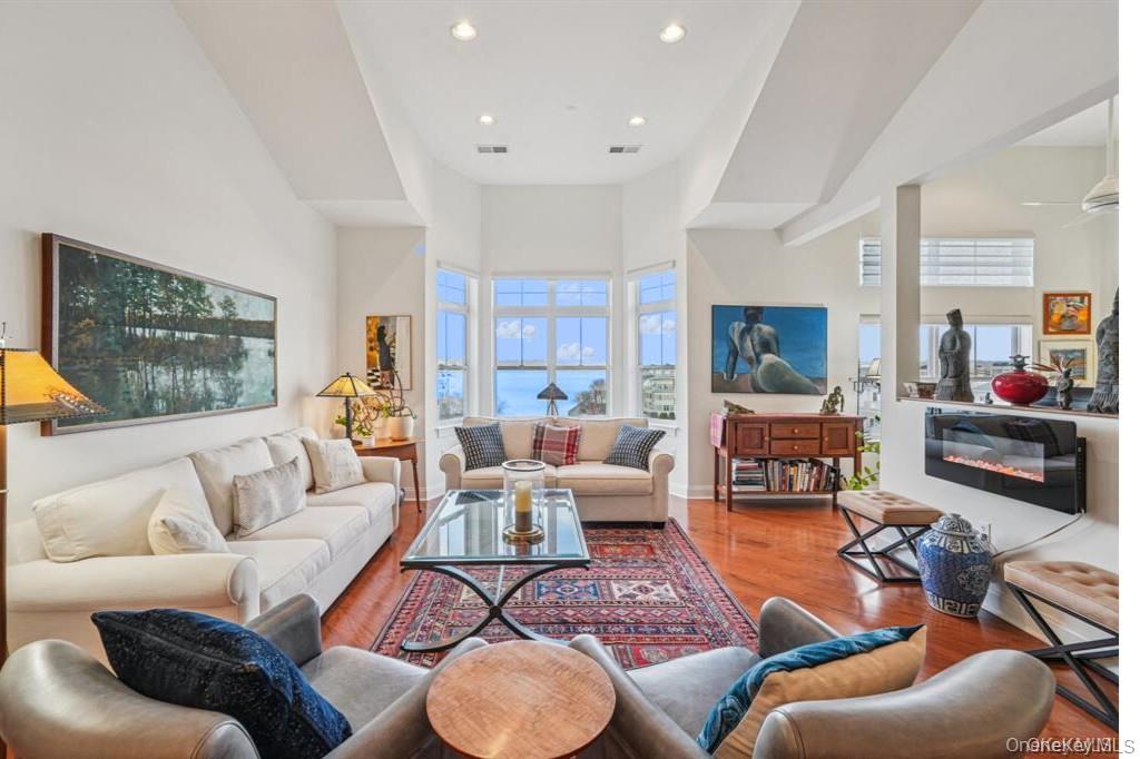 1414 Round Pointe Drive # 1414, Haverstraw, NY 10927