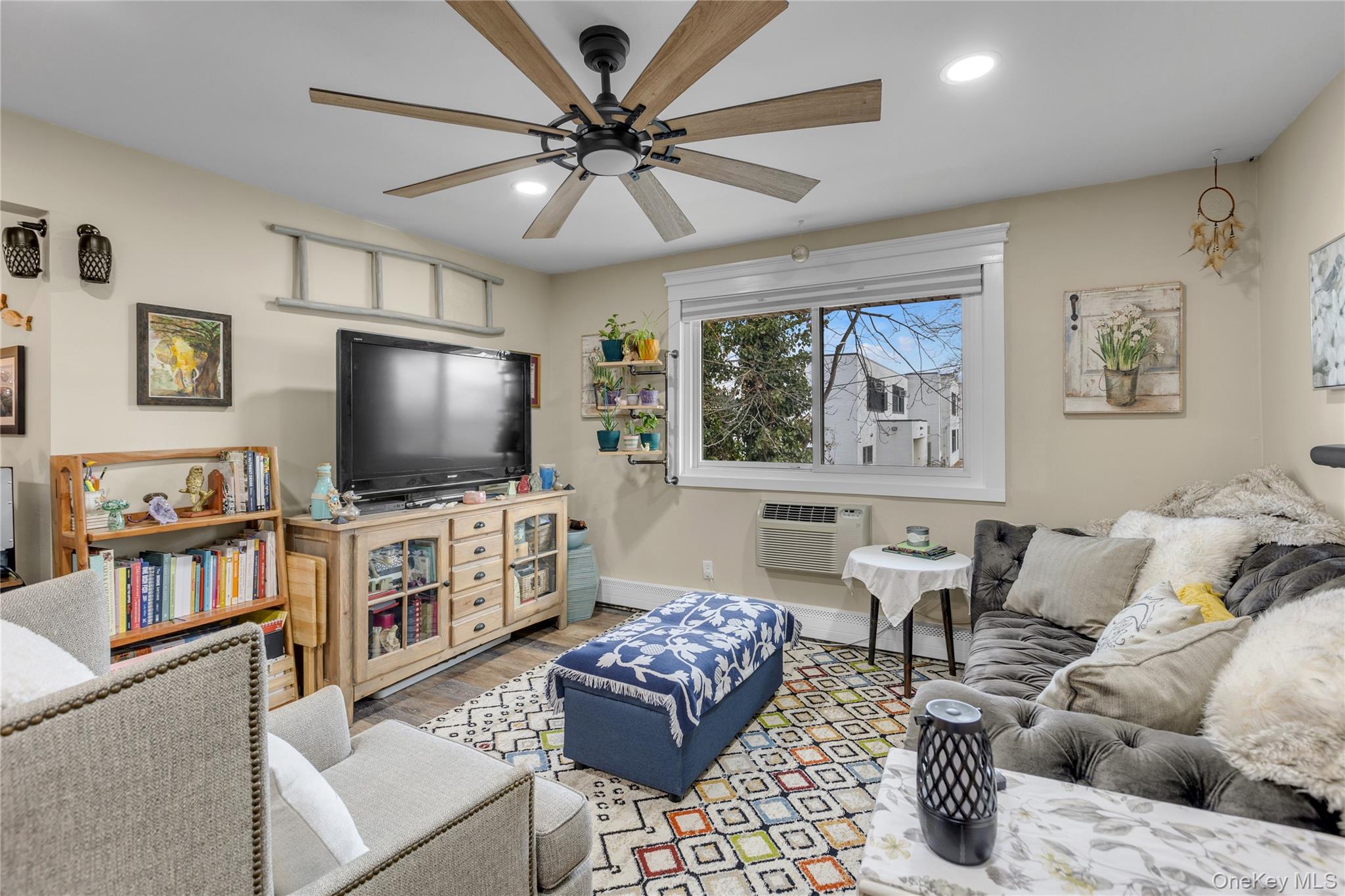 200 Merrick Road # I, Amityville, NY 11701