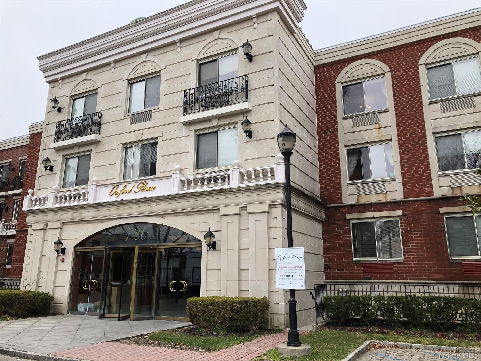 720 Middle Neck Road # 4C, Great Neck, NY 11024