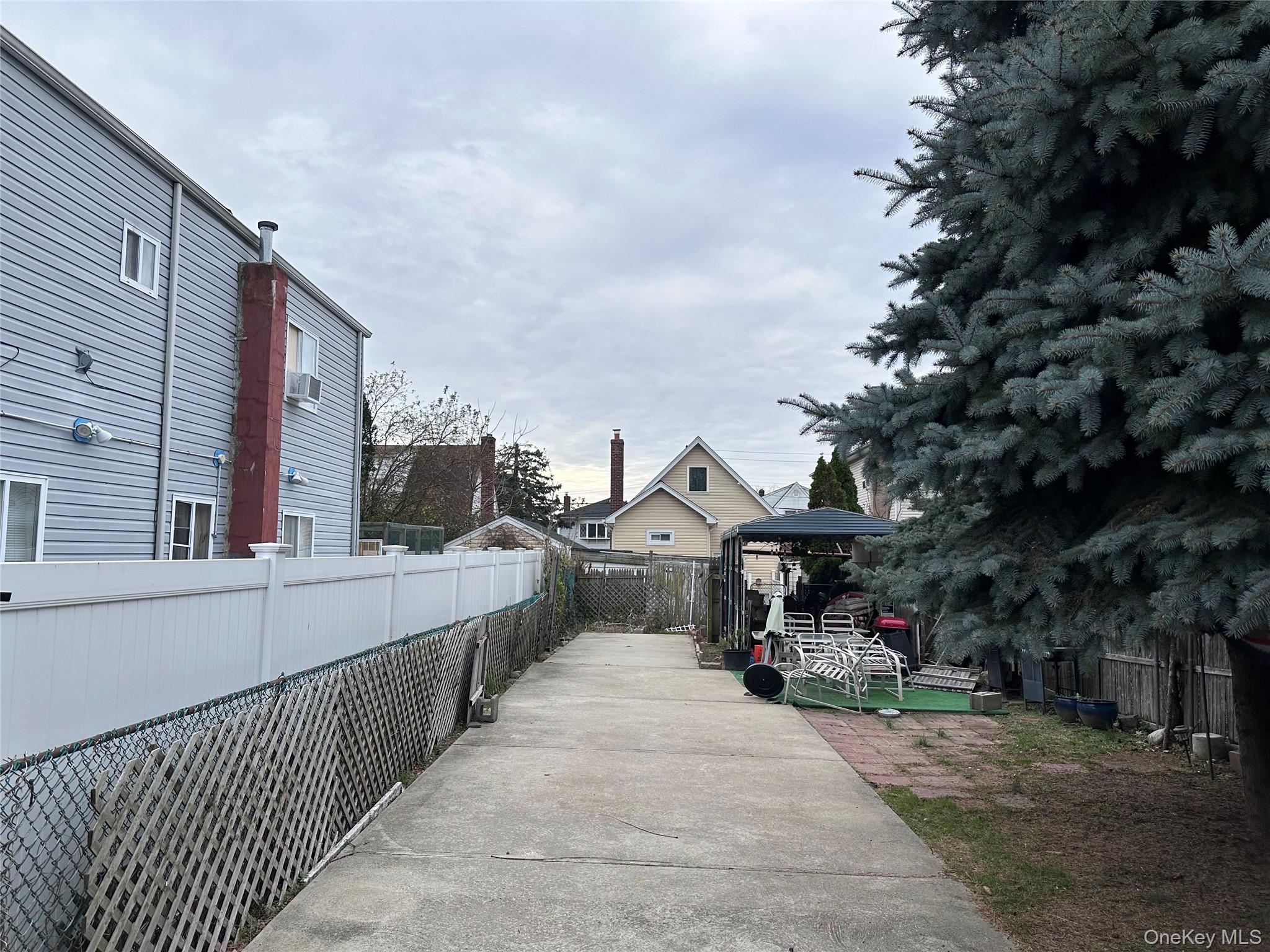 1326 Citizen Avenue, Elmont, NY 11003