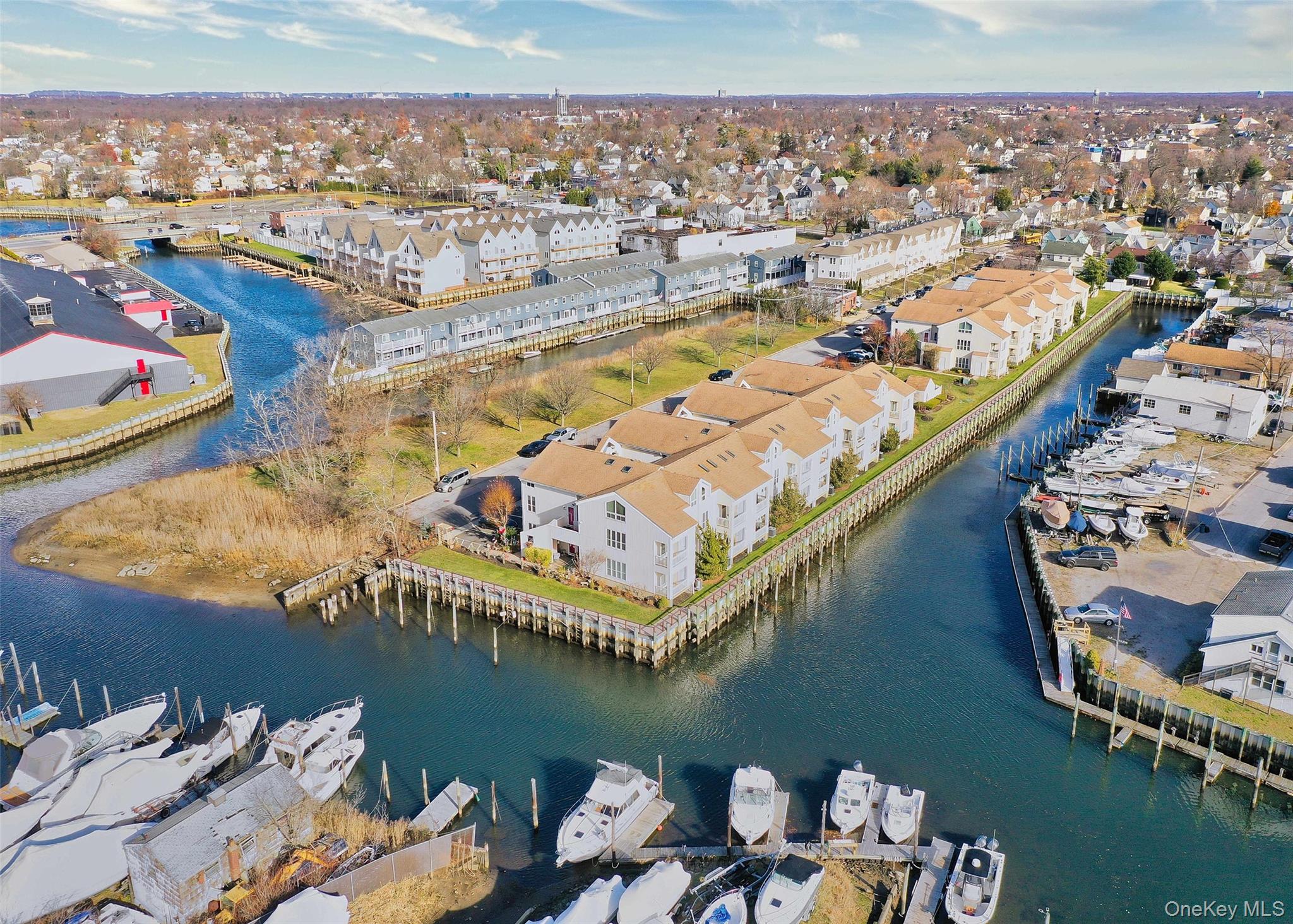 47 Anchor Street # Y, Freeport, NY 11520