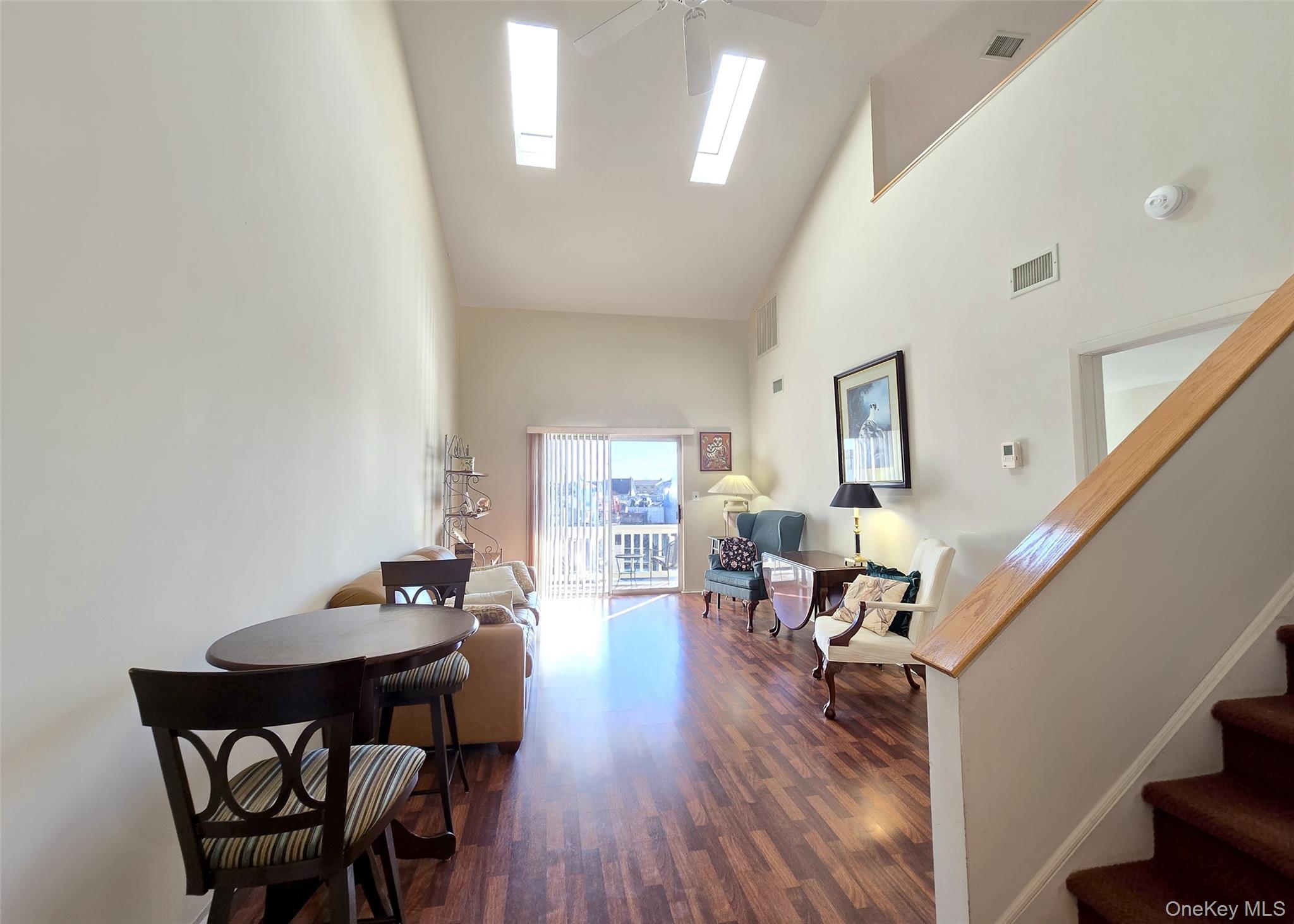 47 Anchor Street # Y, Freeport, NY 11520