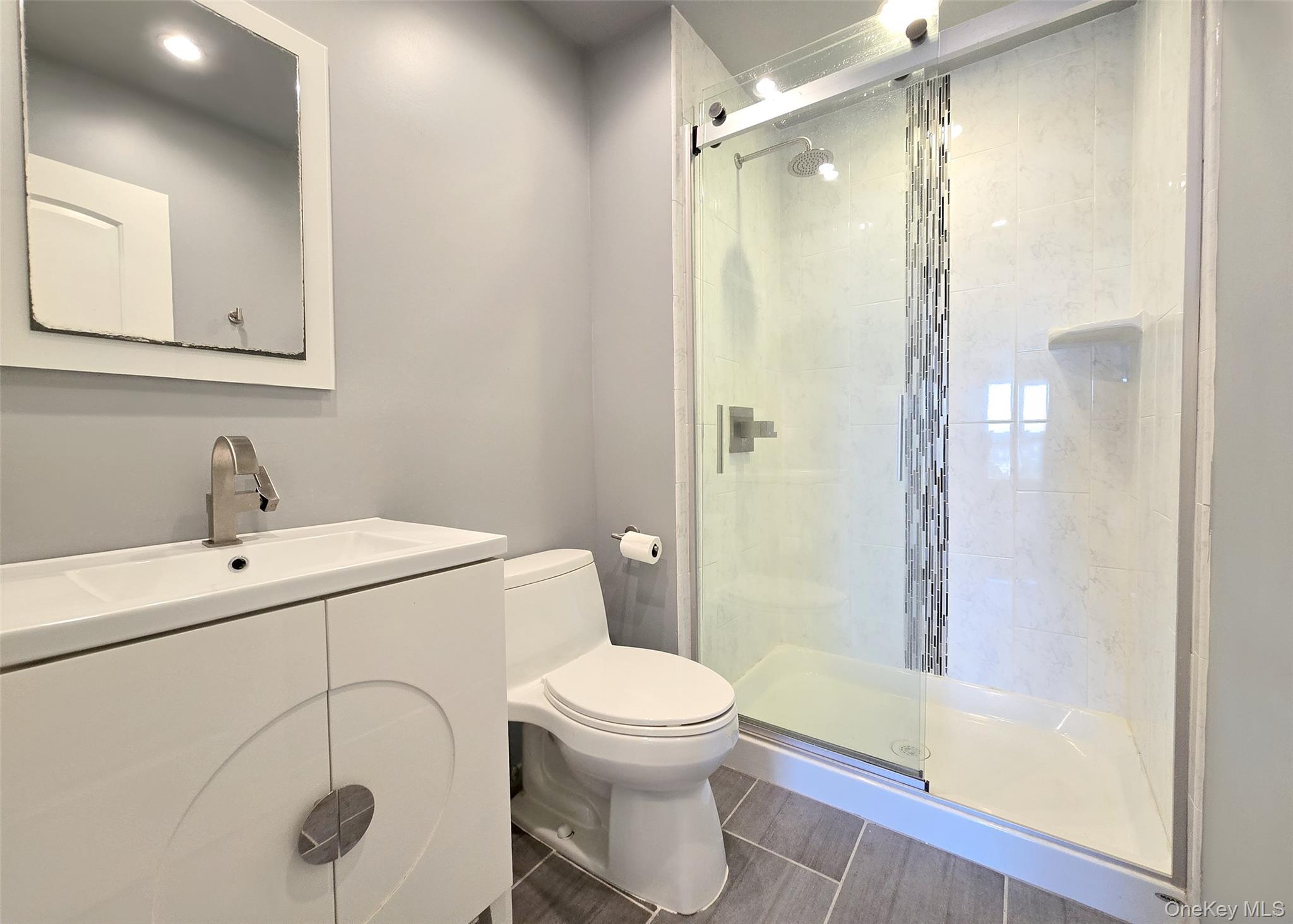 47 Anchor Street # Y, Freeport, NY 11520