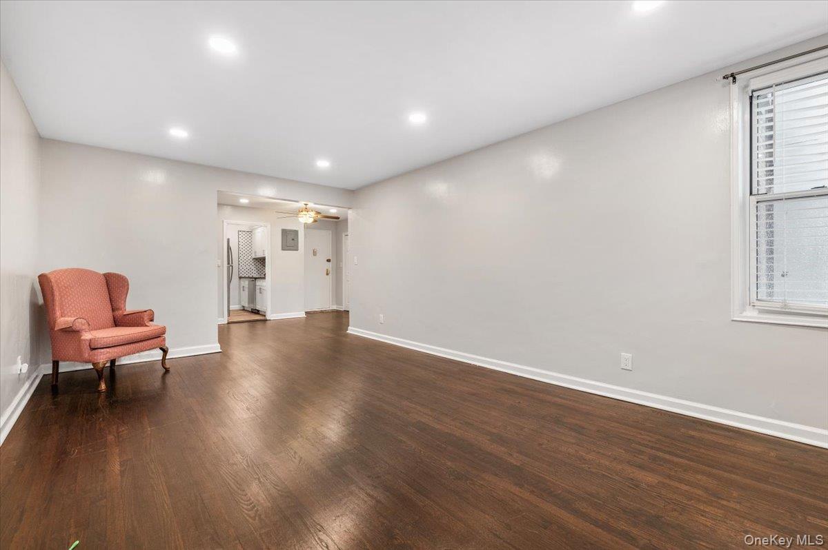 510 DuBois Avenue # 11B, Valley Stream, NY 11581