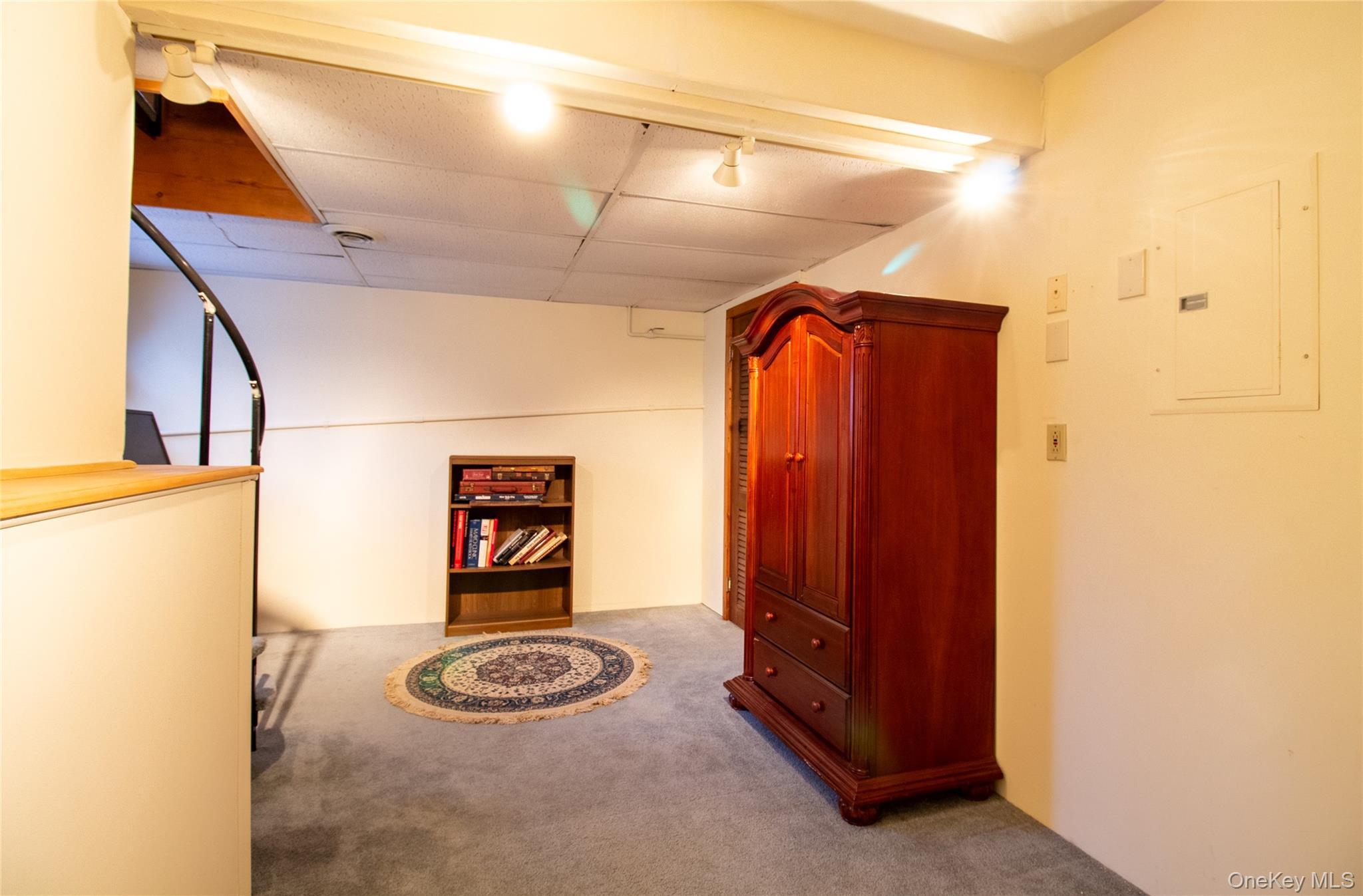 38 Chester Lane, Nanuet, NY 10954