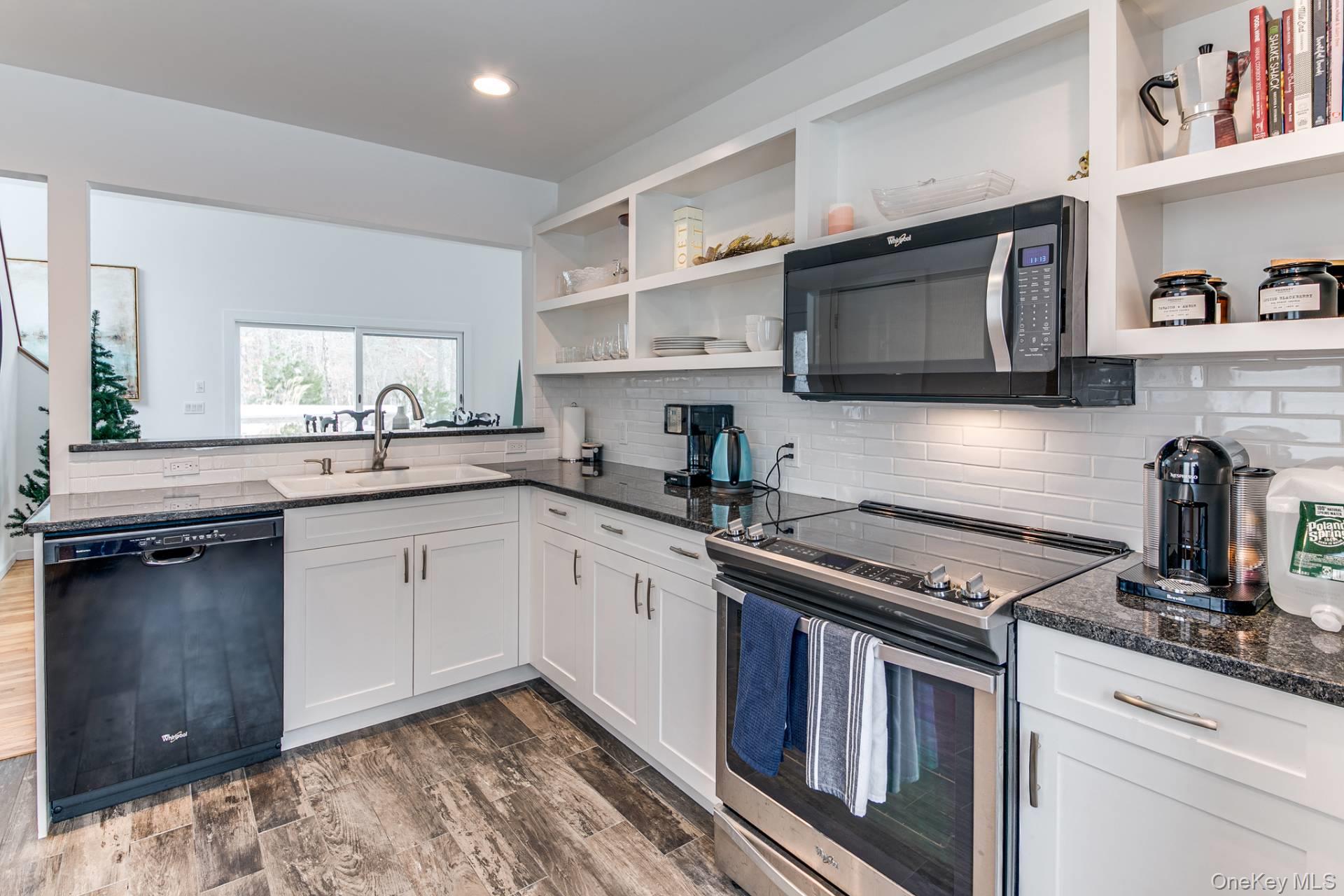 546 Wainscott Northwest Road, Wainscott, NY 11975