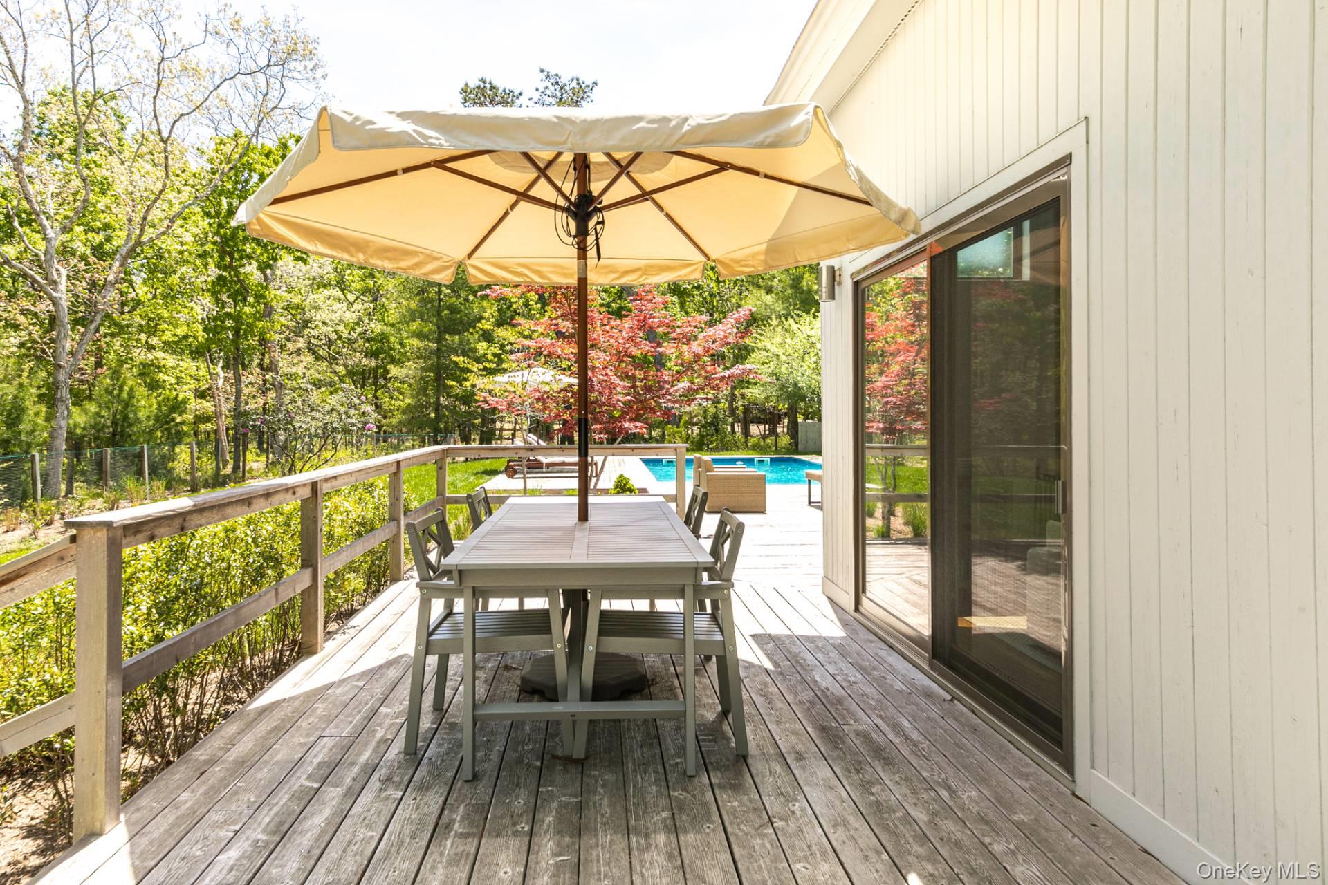 546 Wainscott Northwest Road, Wainscott, NY 11975