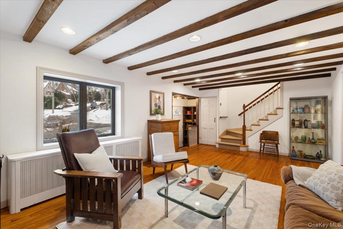 36 Stoneyside Drive, Larchmont, NY 10538