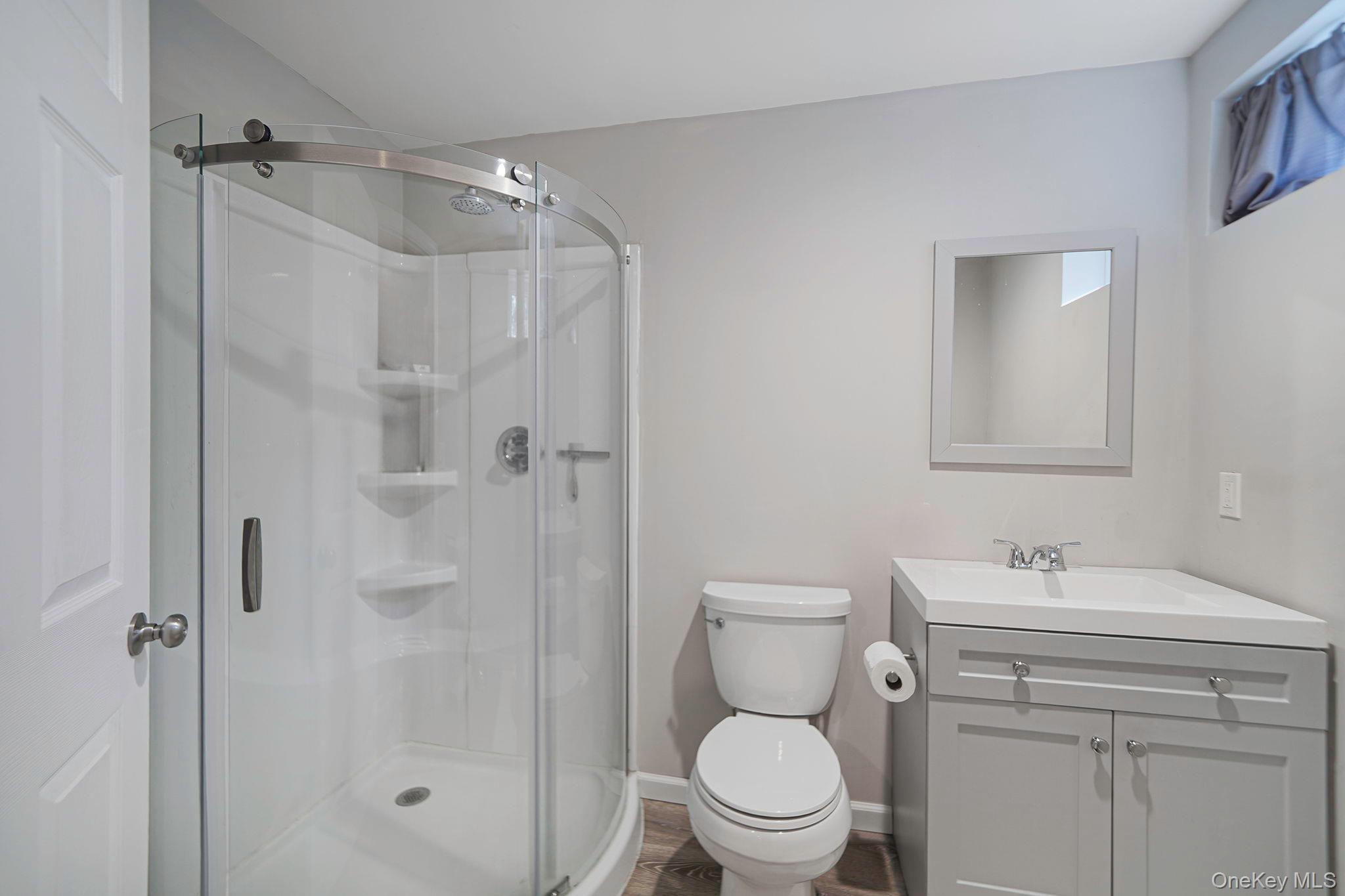 194 Oxhead Road, Centereach, NY 11720