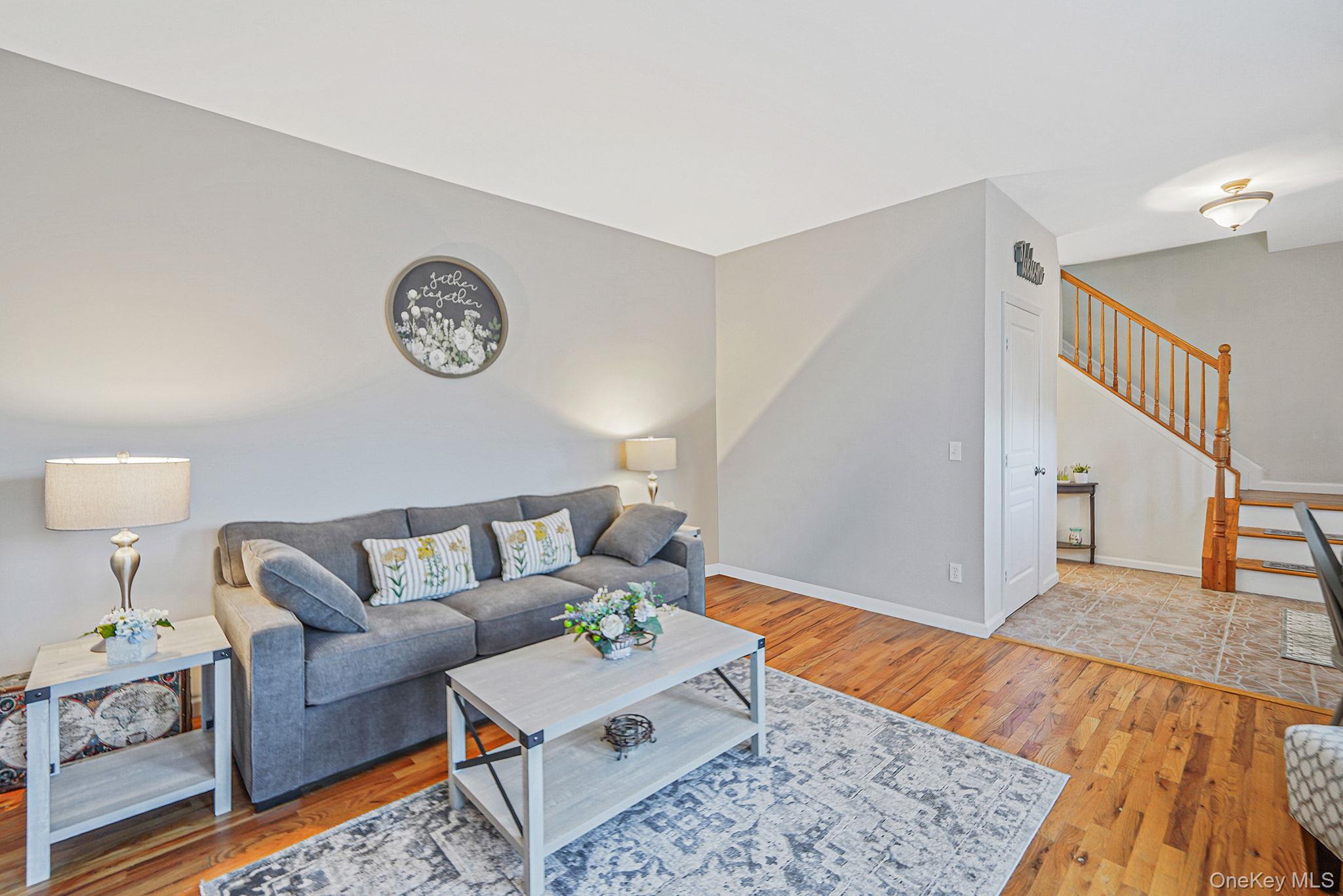 194 Oxhead Road, Centereach, NY 11720