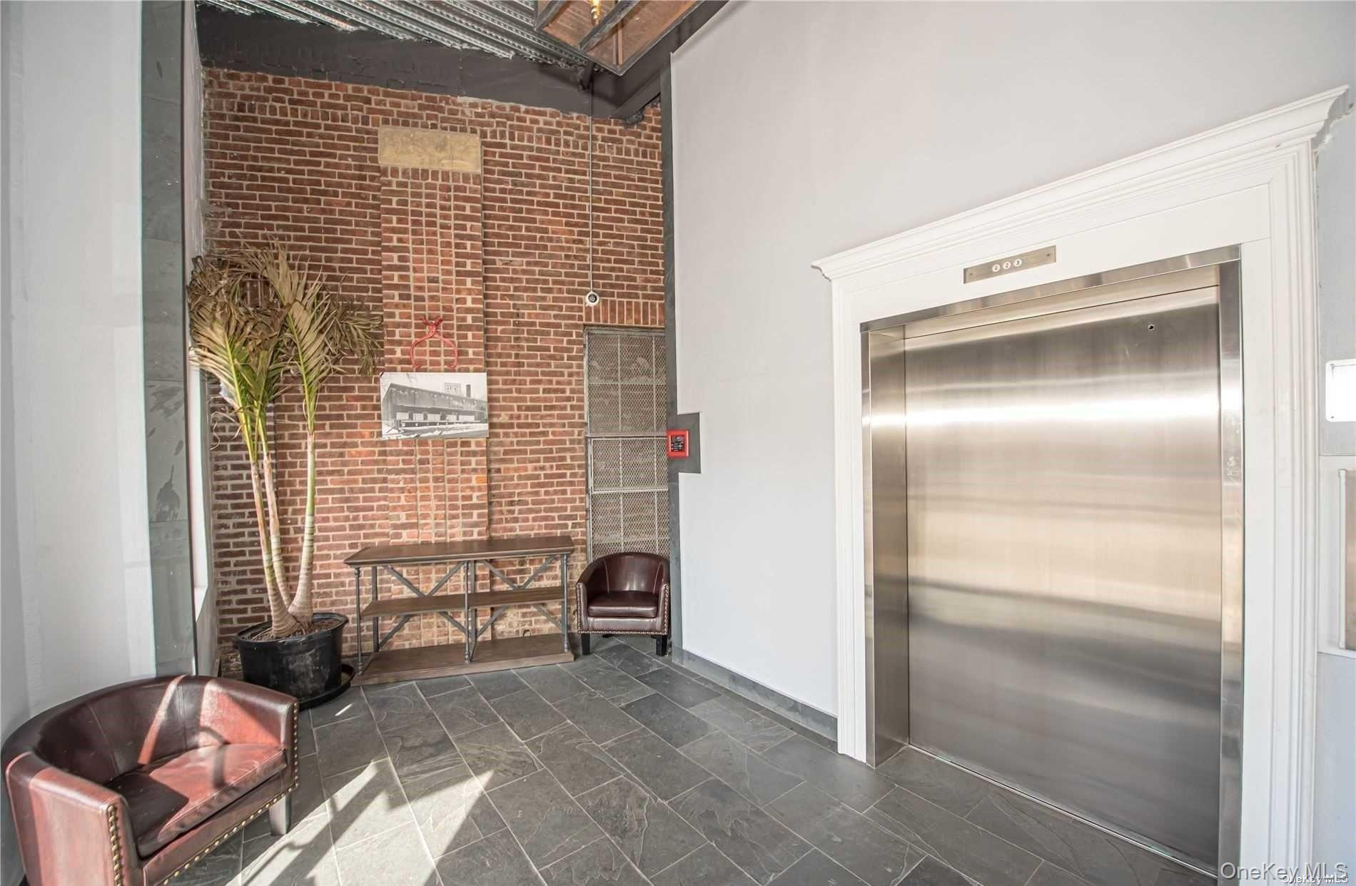 50-3A Stewart Avenue # 3A, Huntington, NY 11743