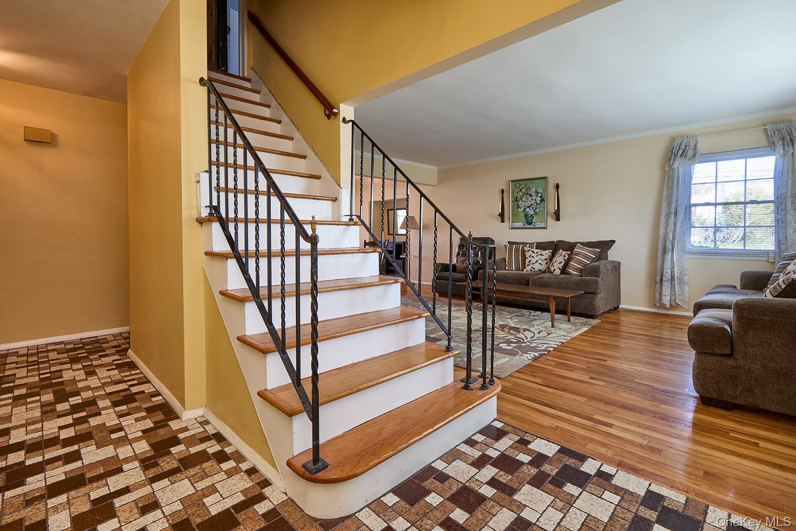 1068 Ashley Drive, Valley Stream, NY 11580